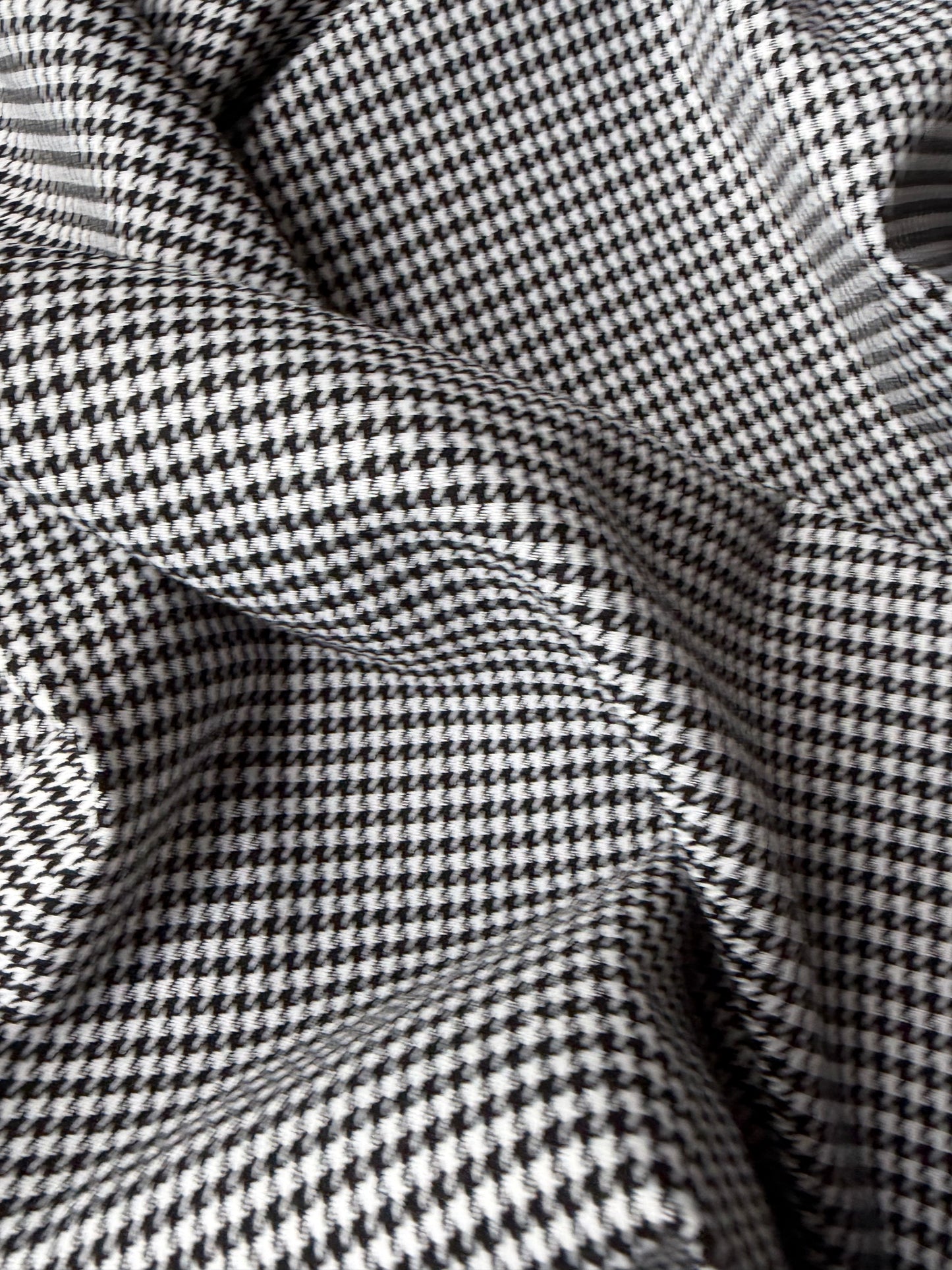 AMI 2.08 black/white dogtooth check