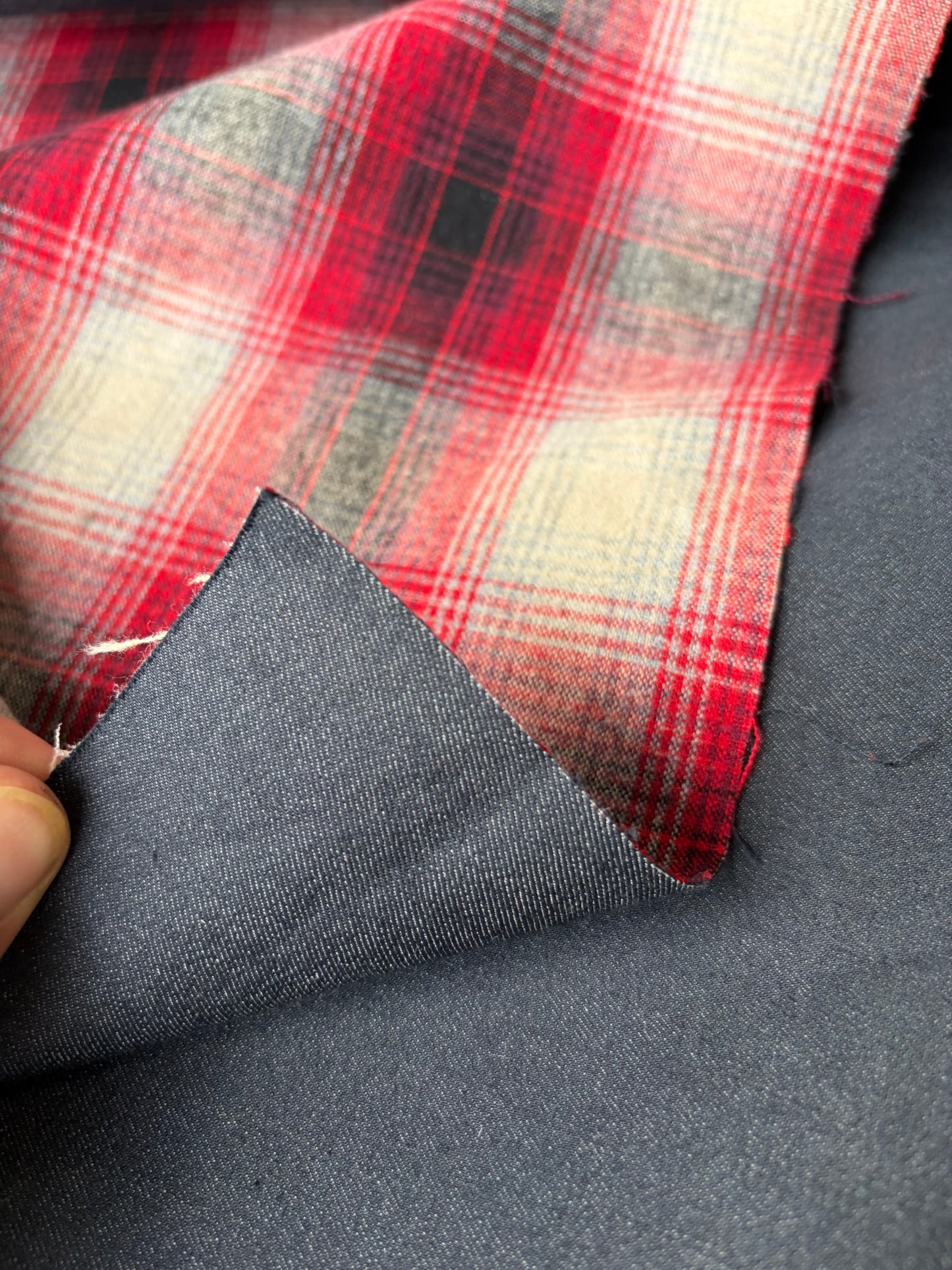 AMI 2.09 checkered double face heavy jeans fabric