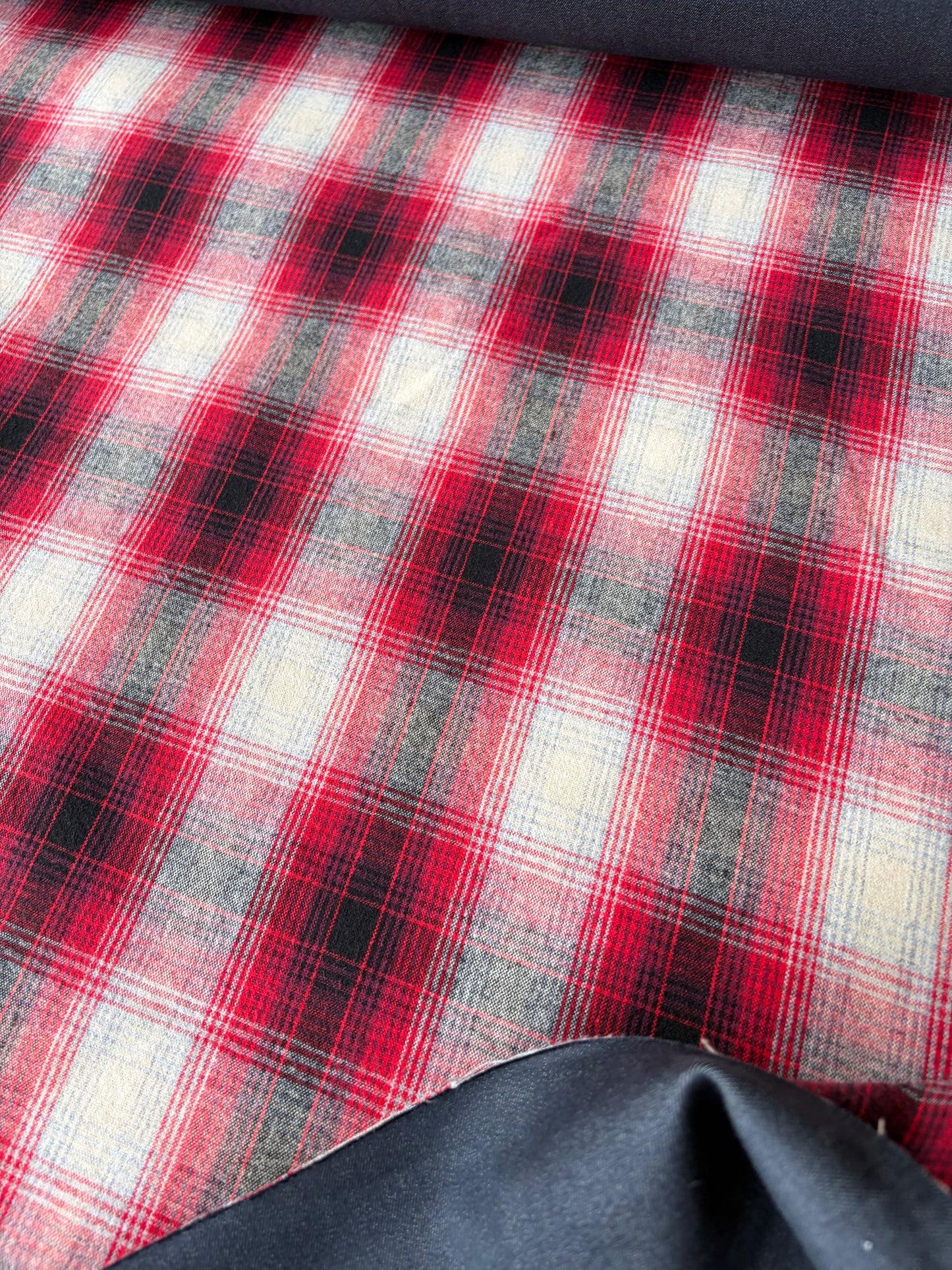 AMI 2.09 checkered double face heavy jeans fabric