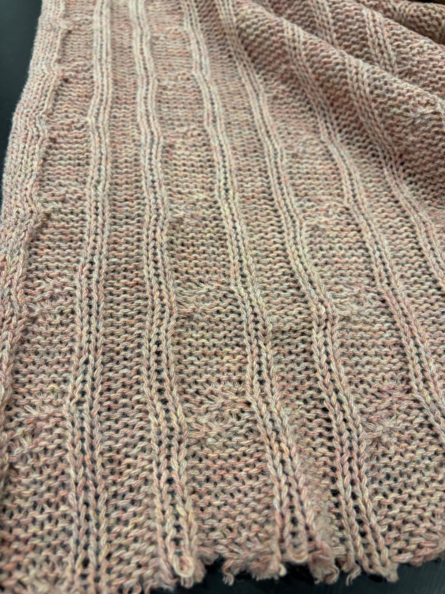 DARIA 015 dusty pink knitted cable 100% wool