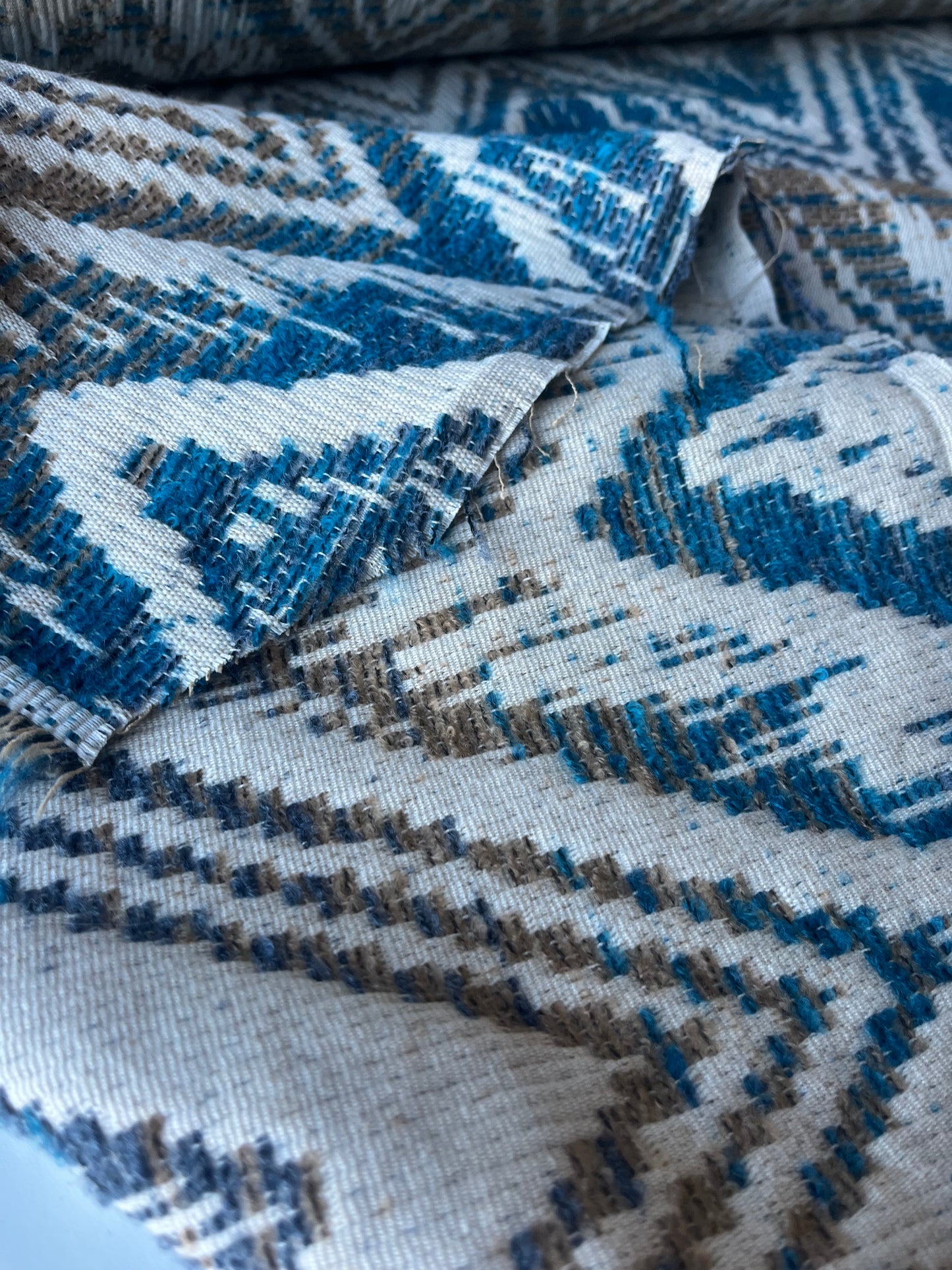 INGA 001  wool jacquard  petrol sand