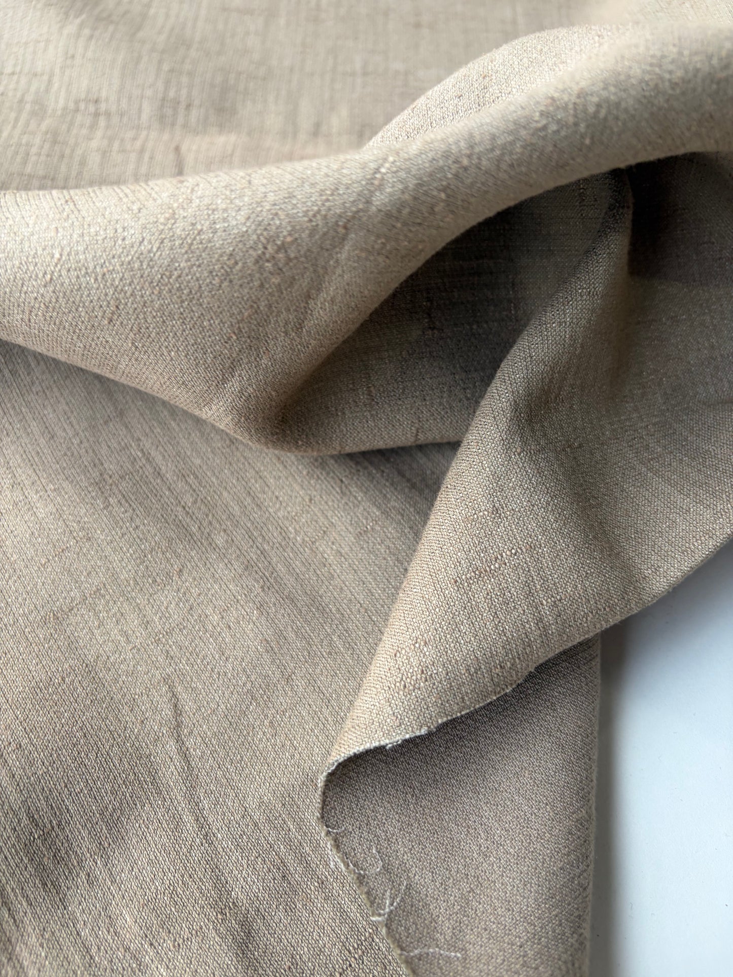 AMI 2.13 tabac structured  suiting fabric