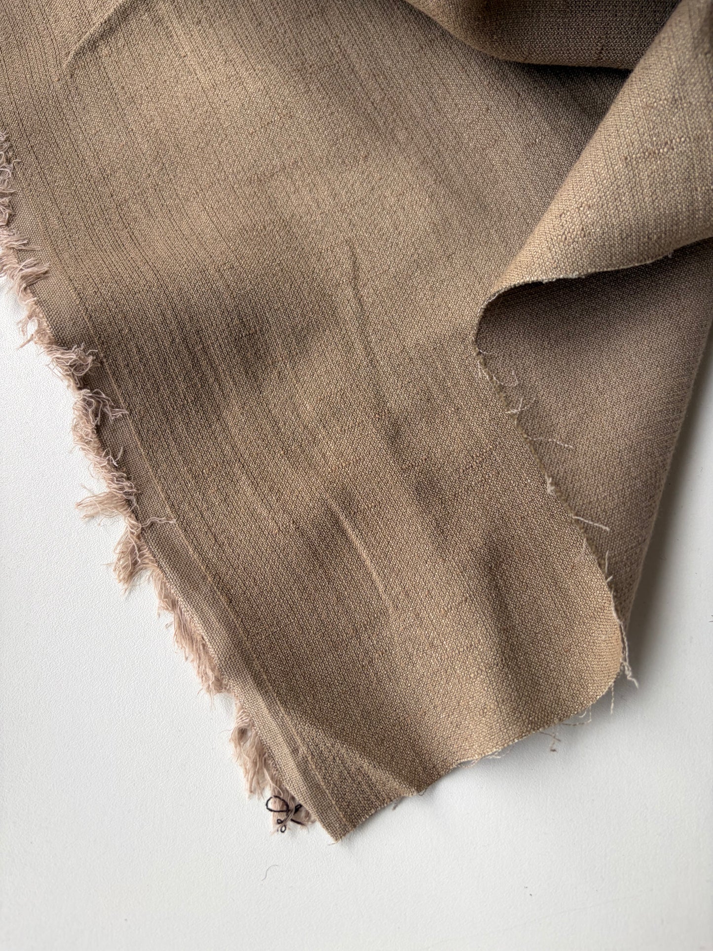 AMI 2.13 tabac structured  suiting fabric