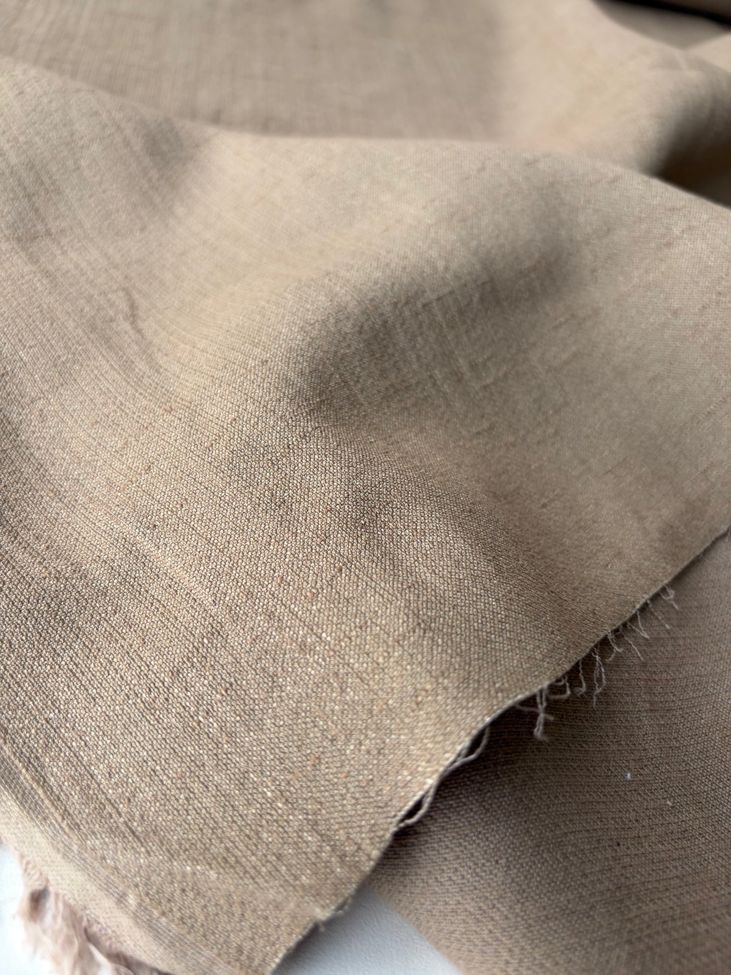 AMI 2.13 tabac structured  suiting fabric