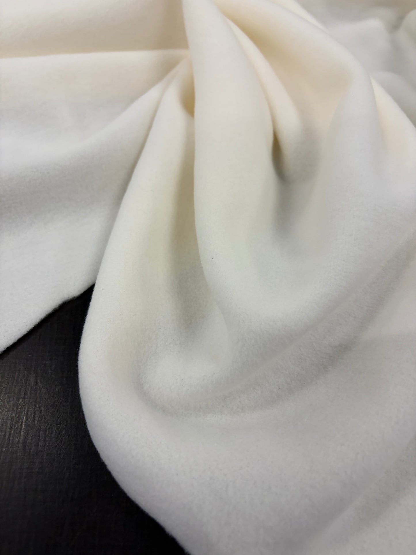 DARIA 023 light fleece ecru