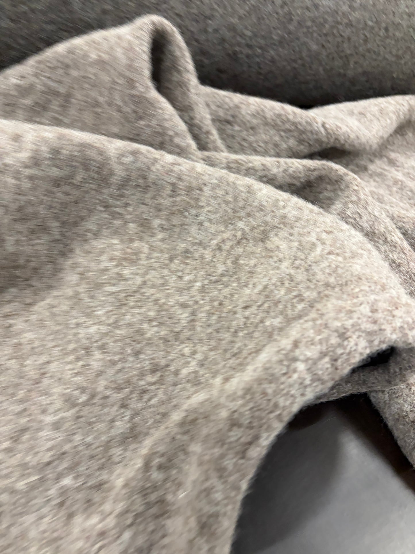 DARIA 027 taupe boiled wool