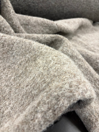 DARIA 027 taupe boiled wool