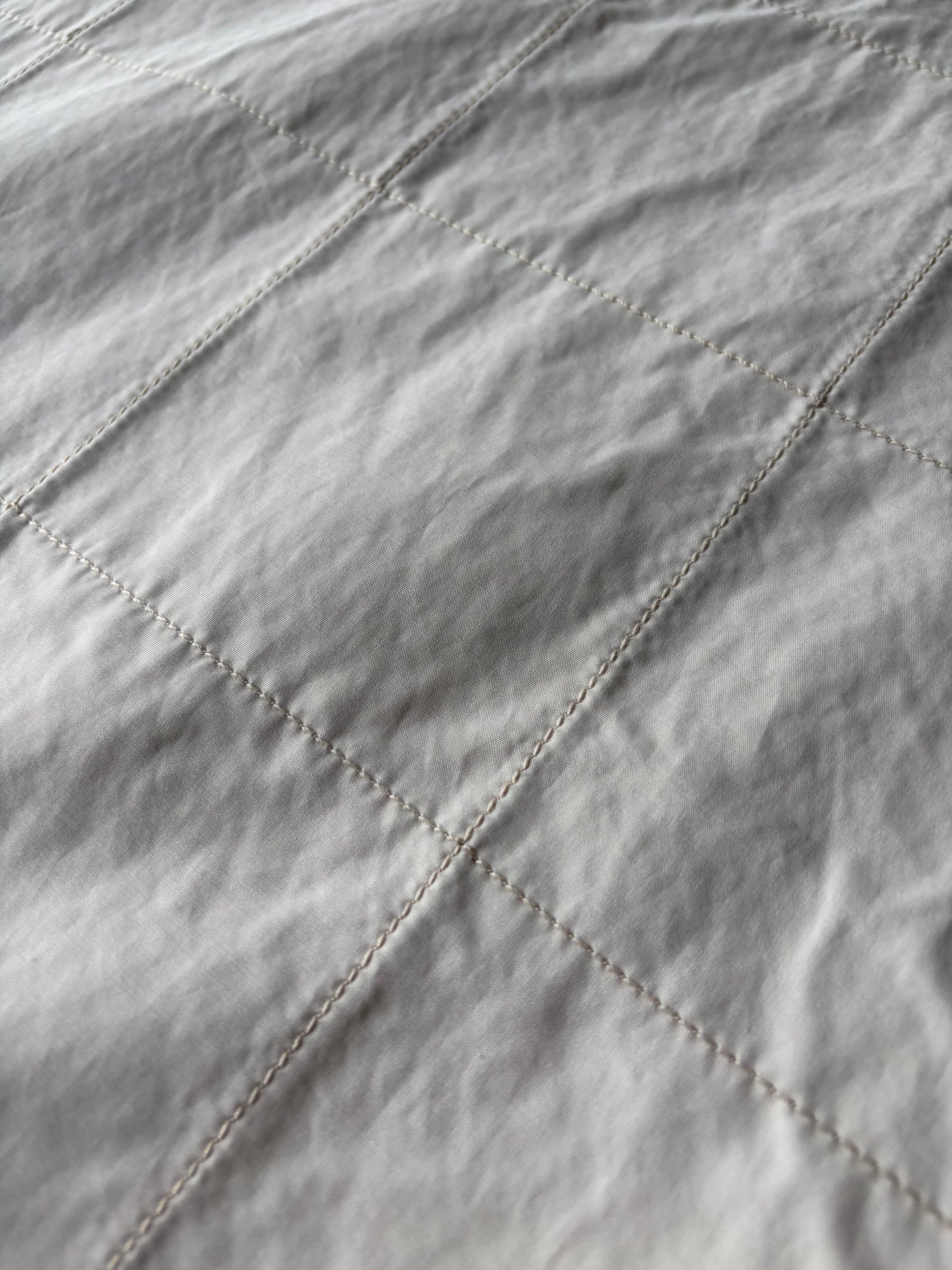 STAN 058 light quilted fabric cream