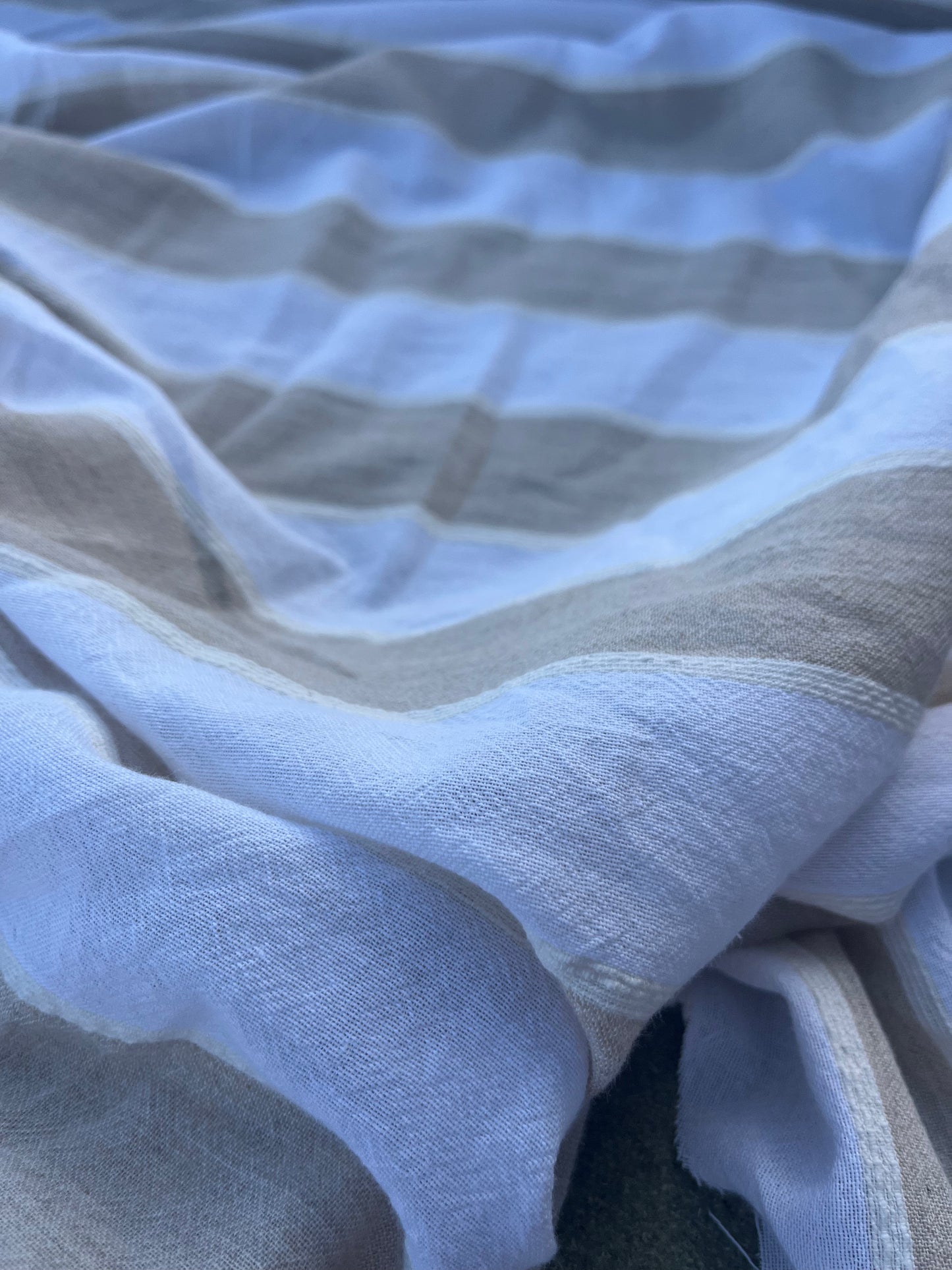 RW 051 cotton gaze stripes sand/white