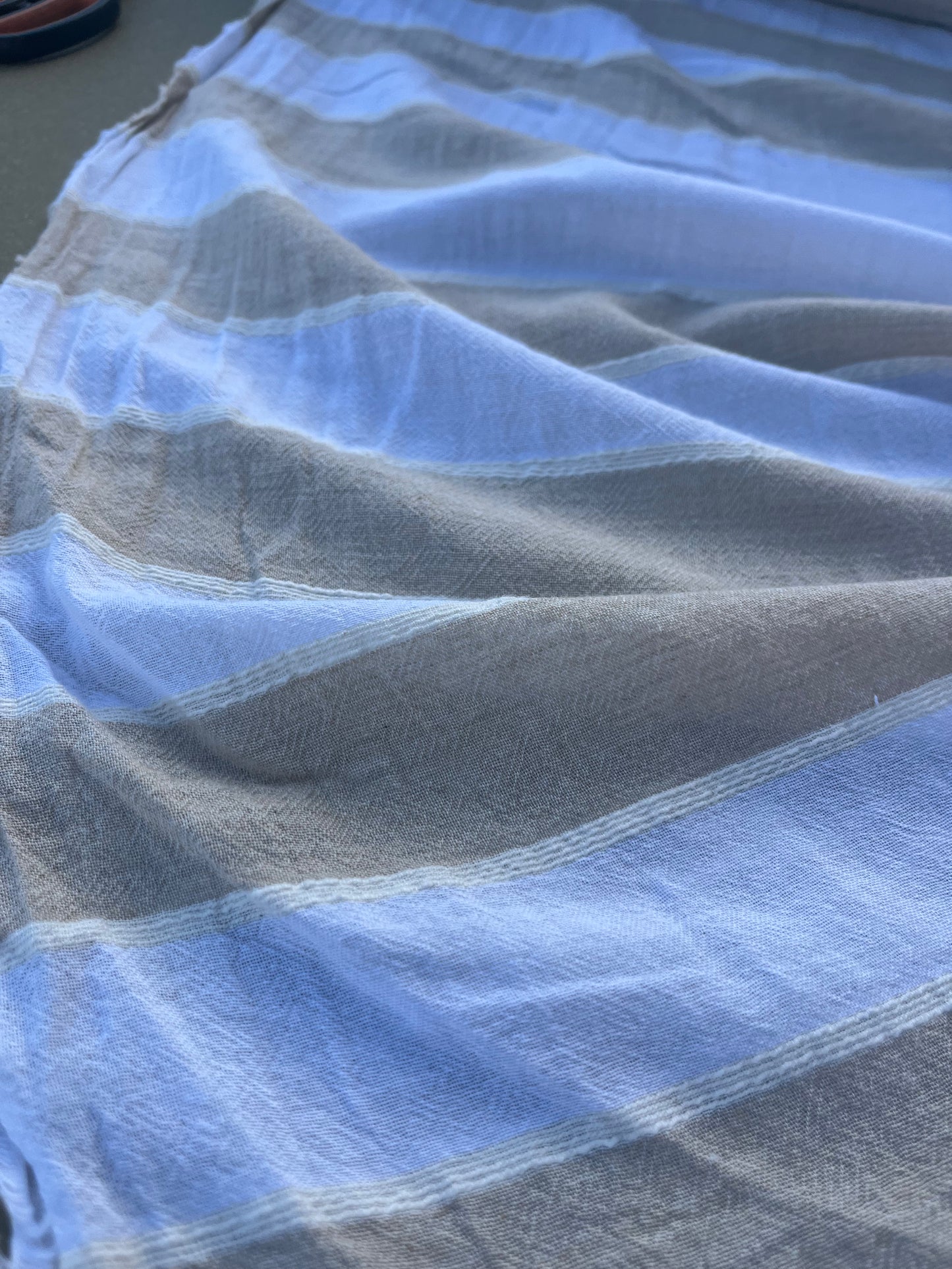 RW 051 cotton gaze stripes sand/white