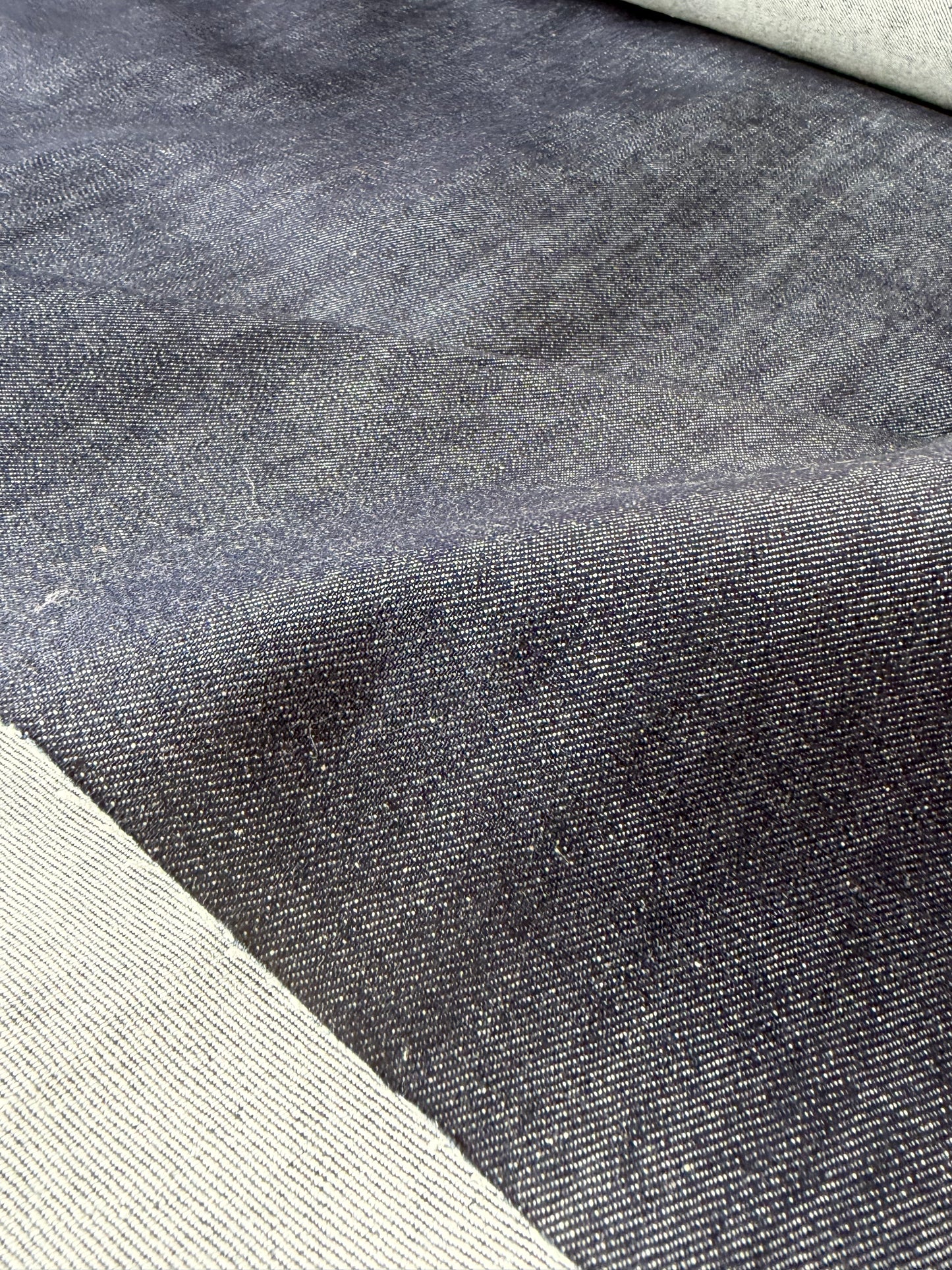 AMI 2.25  midweight superstretch denim indigo