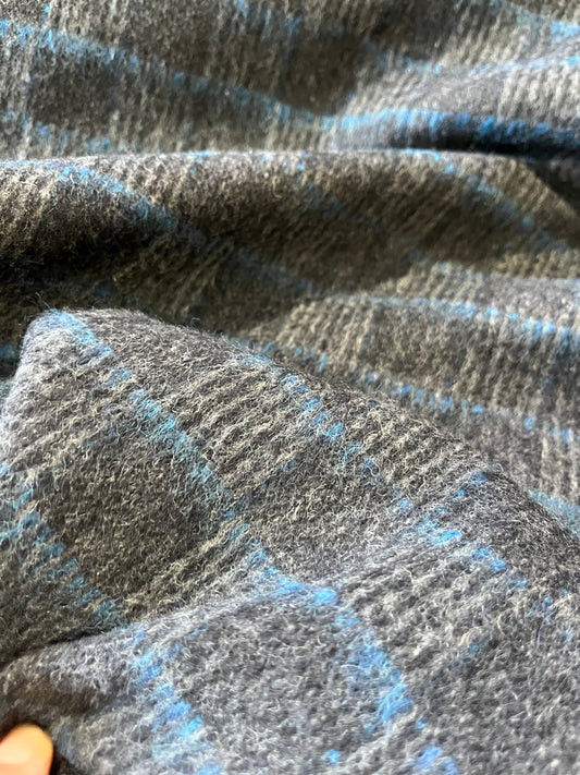 G02 Heavy wool check Grey / Blue