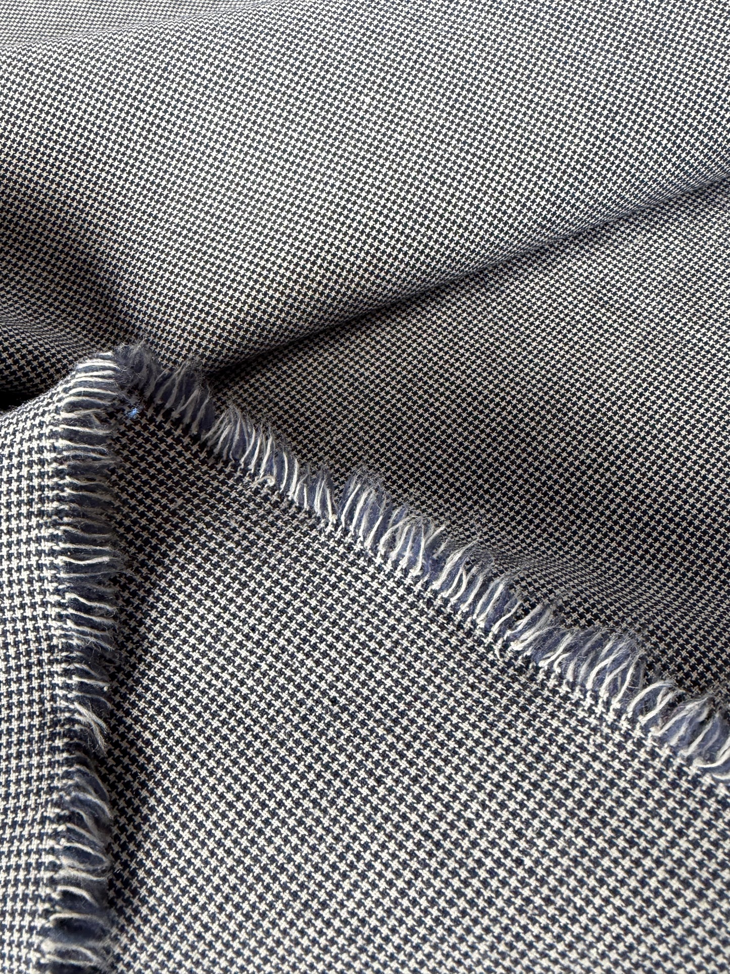 STAN 062 colourwoven cotton check navy/white