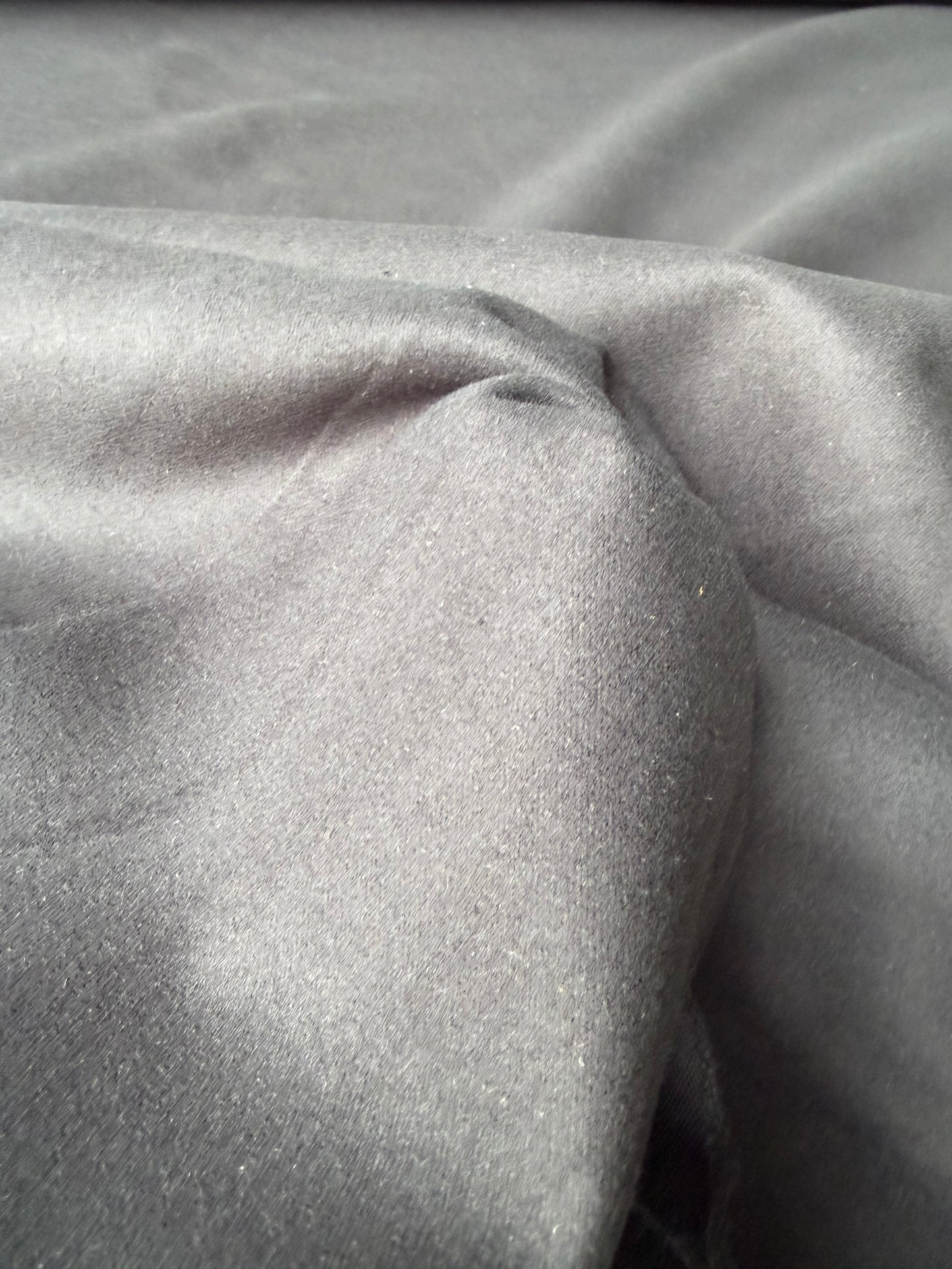 AMI 2.33 black cotton peach finish