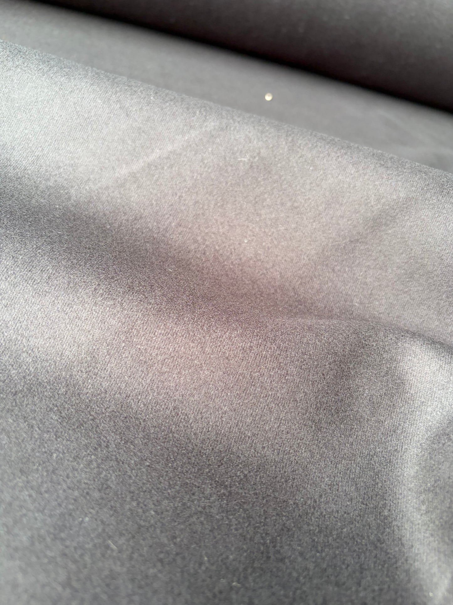 AMI 2.33 black cotton peach finish