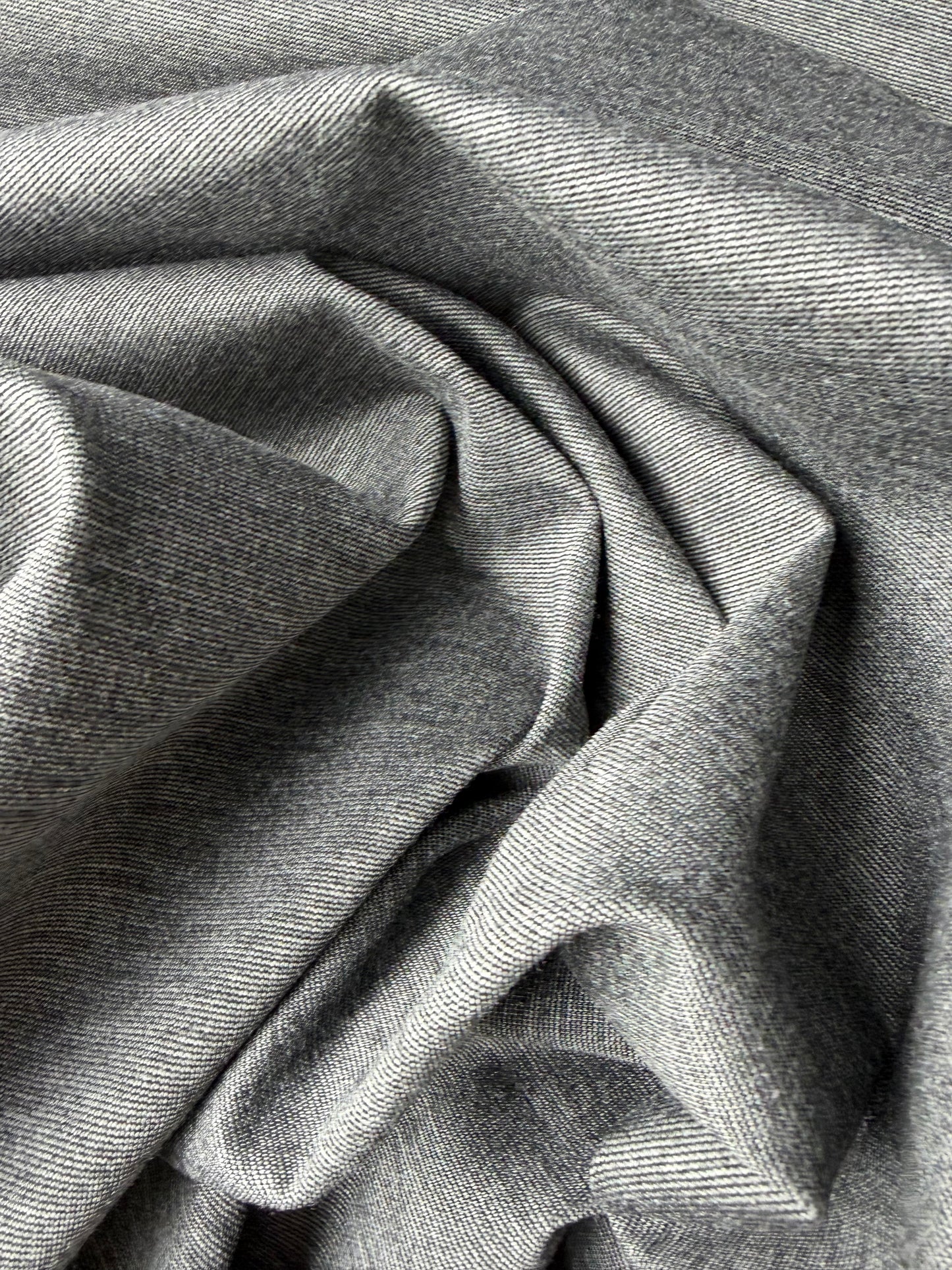 AMI 2.35 grey mélange viscose Punta di Roma jersey