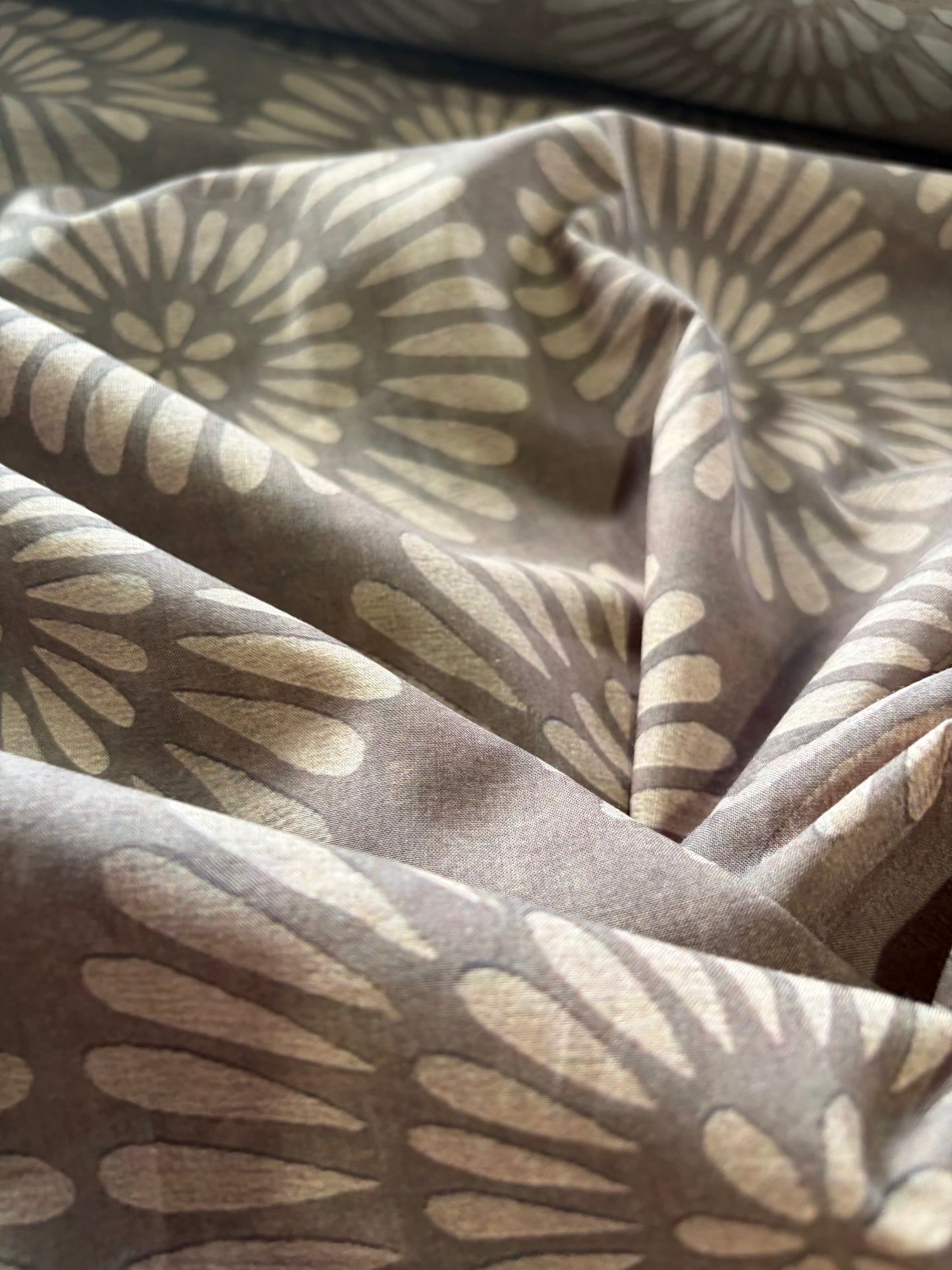 APU 007 brown floral cotton voile