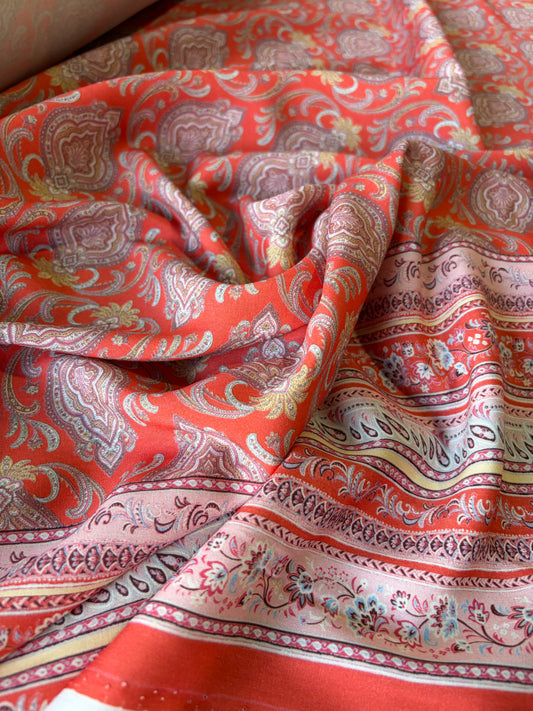 APU 012 coral/pink double border viscose