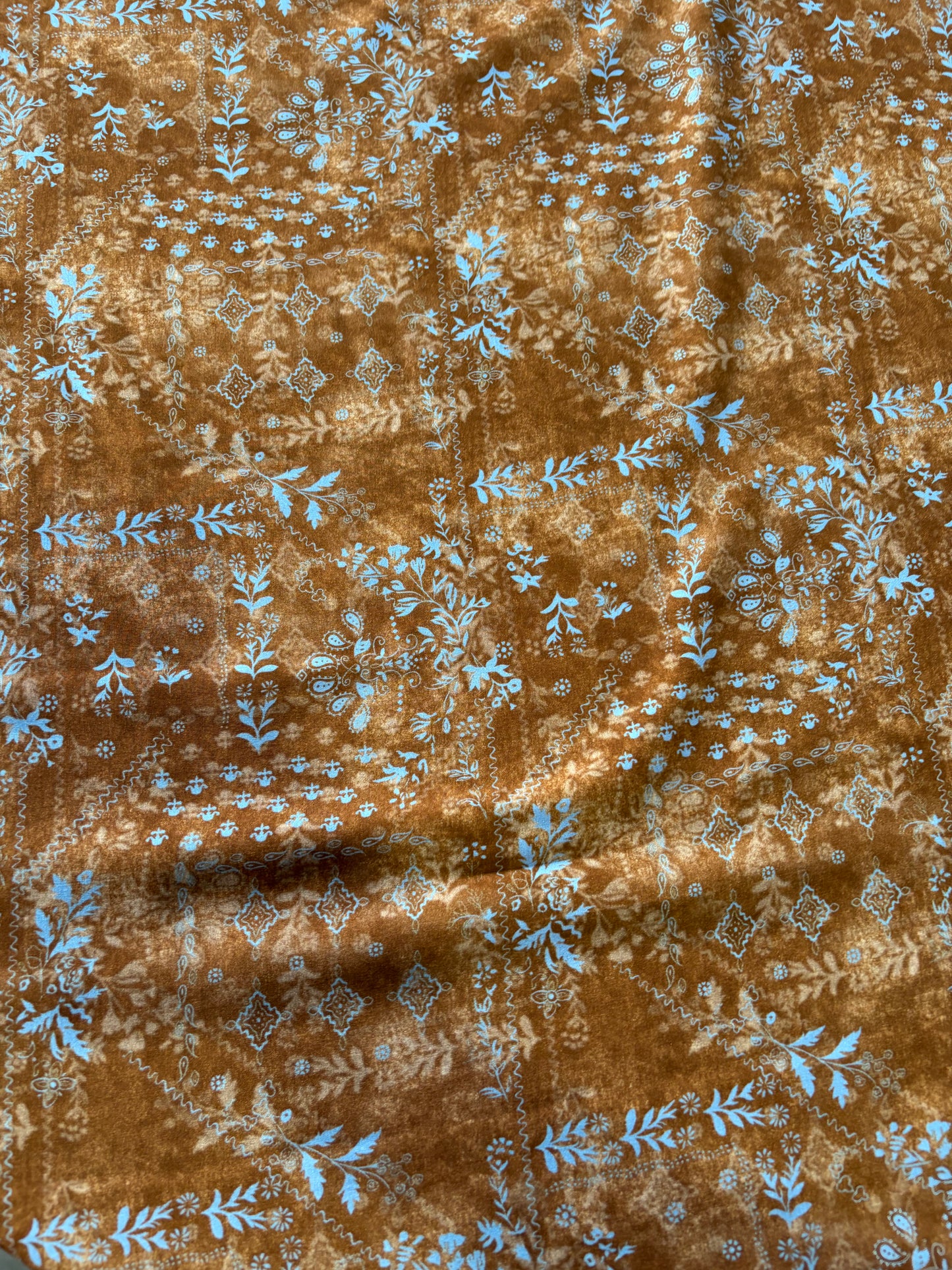 APU 013 brown/blue floral viscose