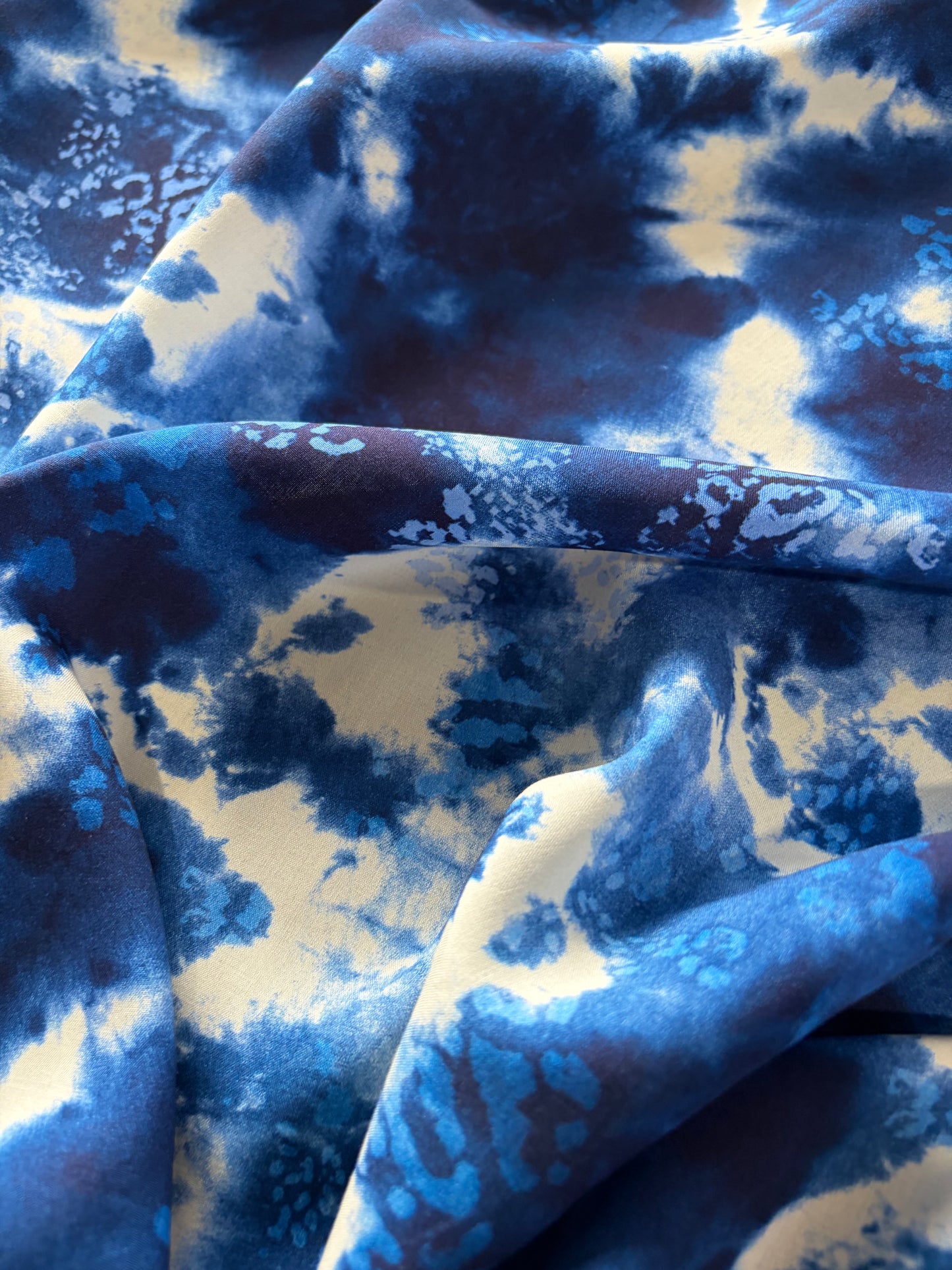 APU 014 cobalt blue tie-dye satin viscose