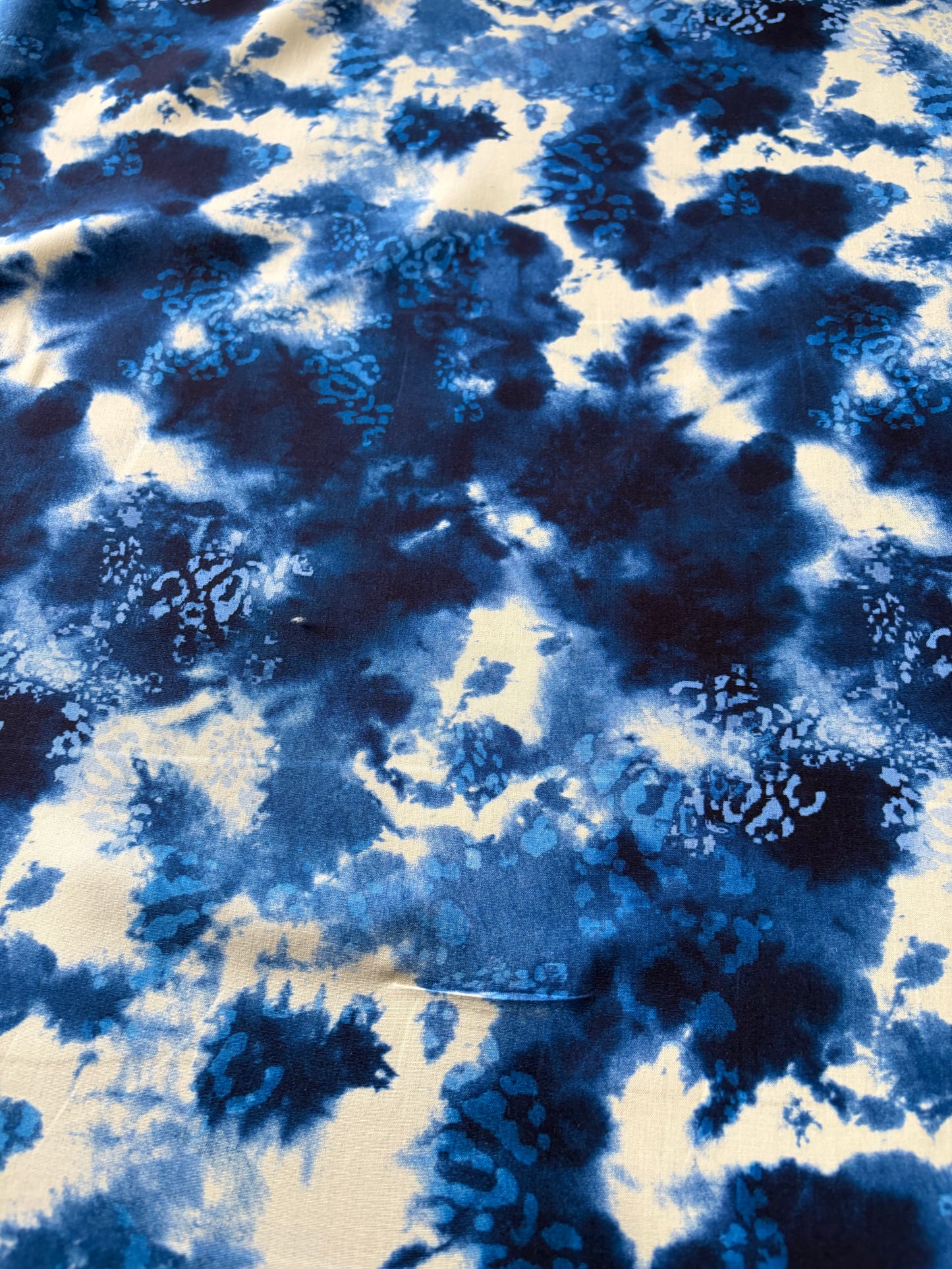 APU 014 cobalt blue tie-dye satin viscose