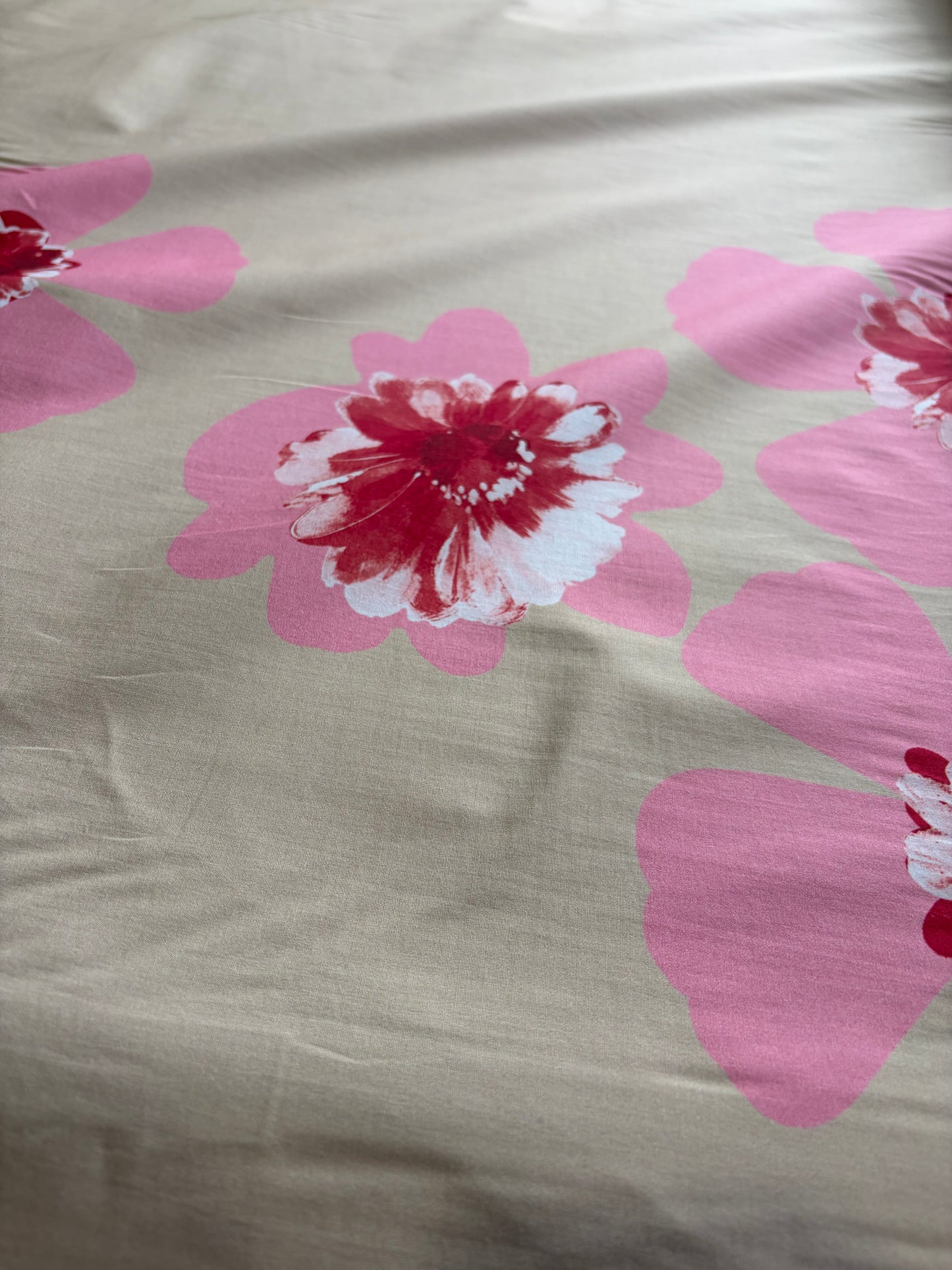 APU 016 double border flower path cotton poplin print