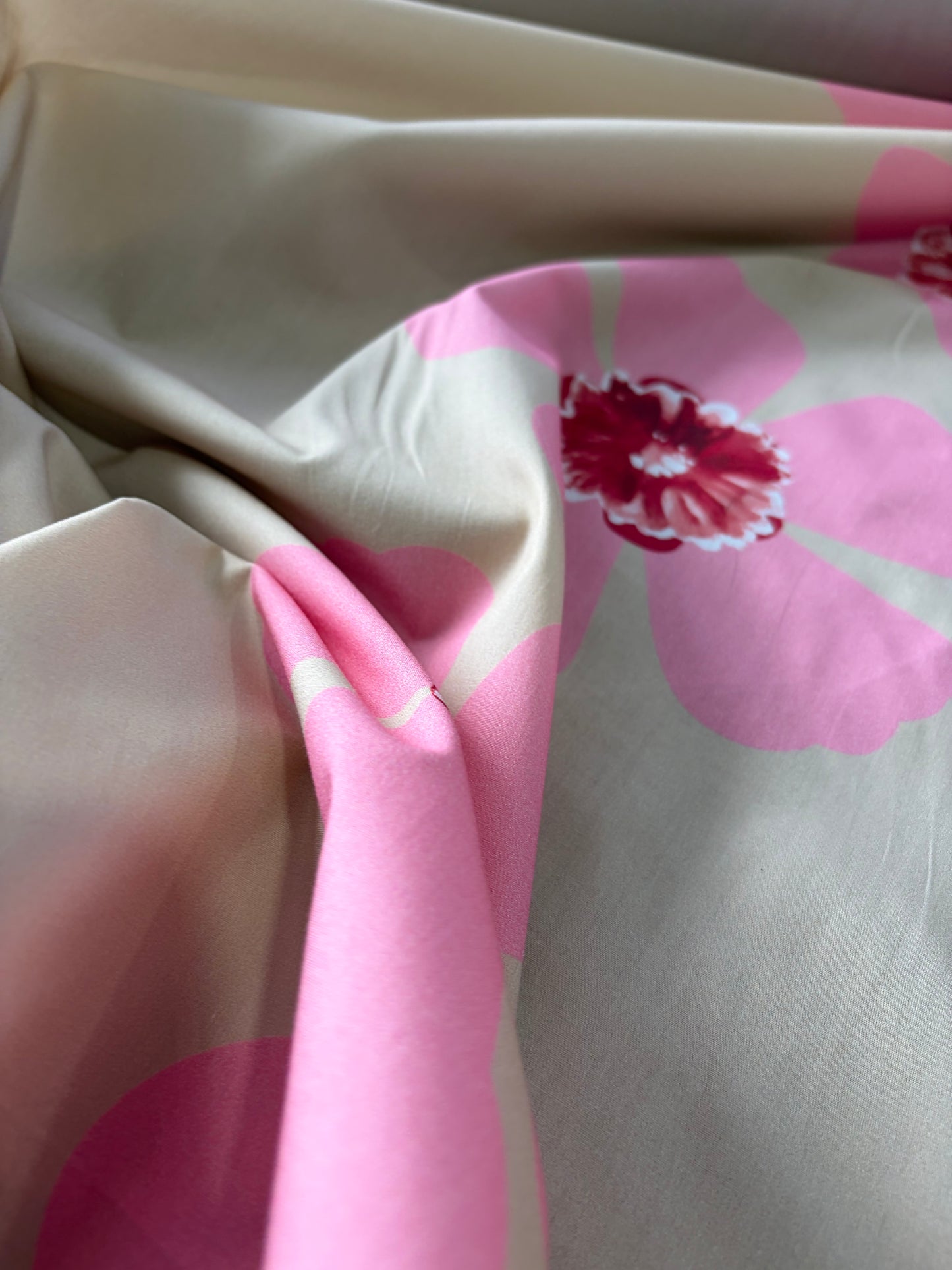 APU 016 double border flower path cotton poplin print