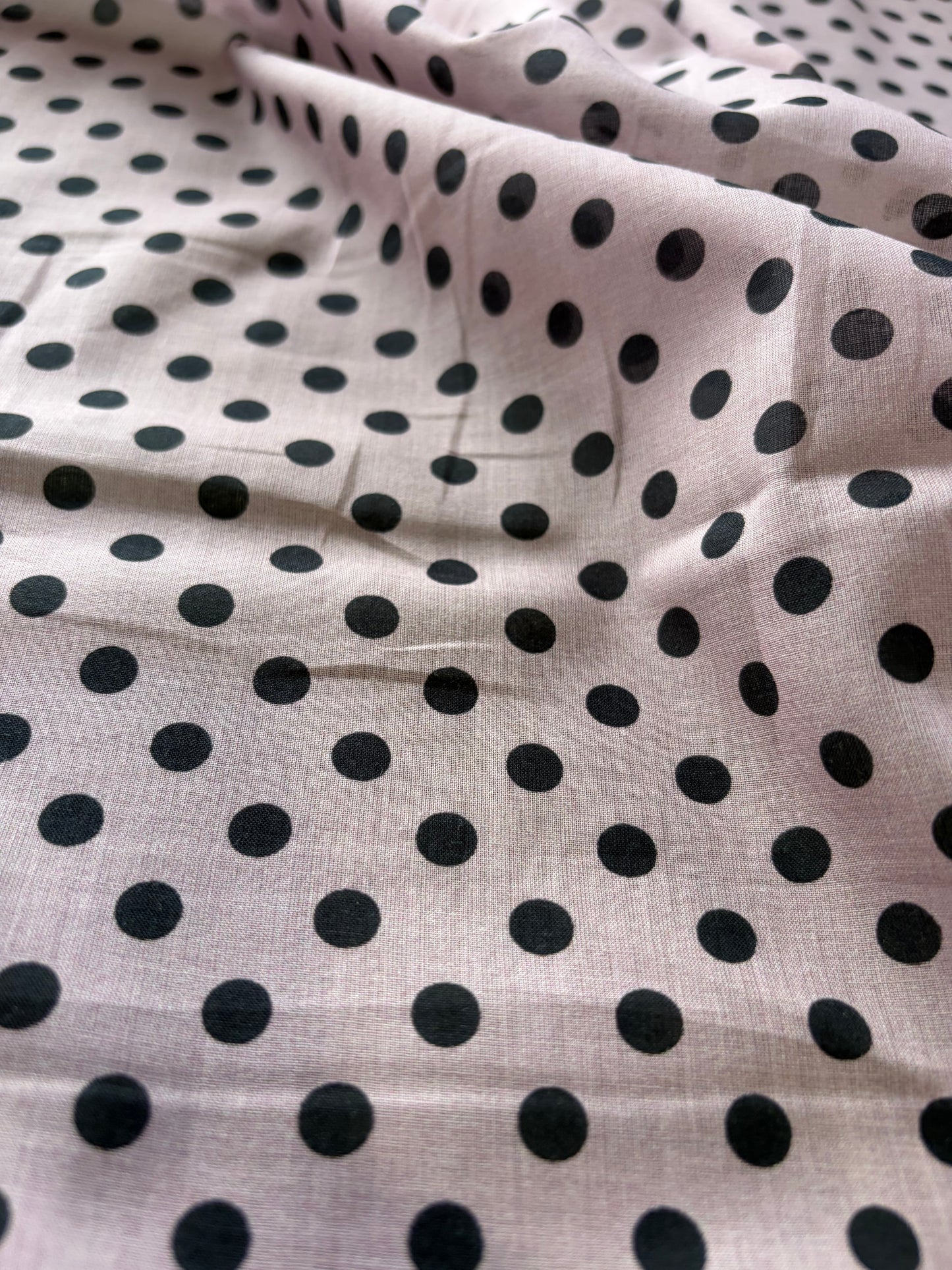 APU 017 dusty pink polka dots cotton voile
