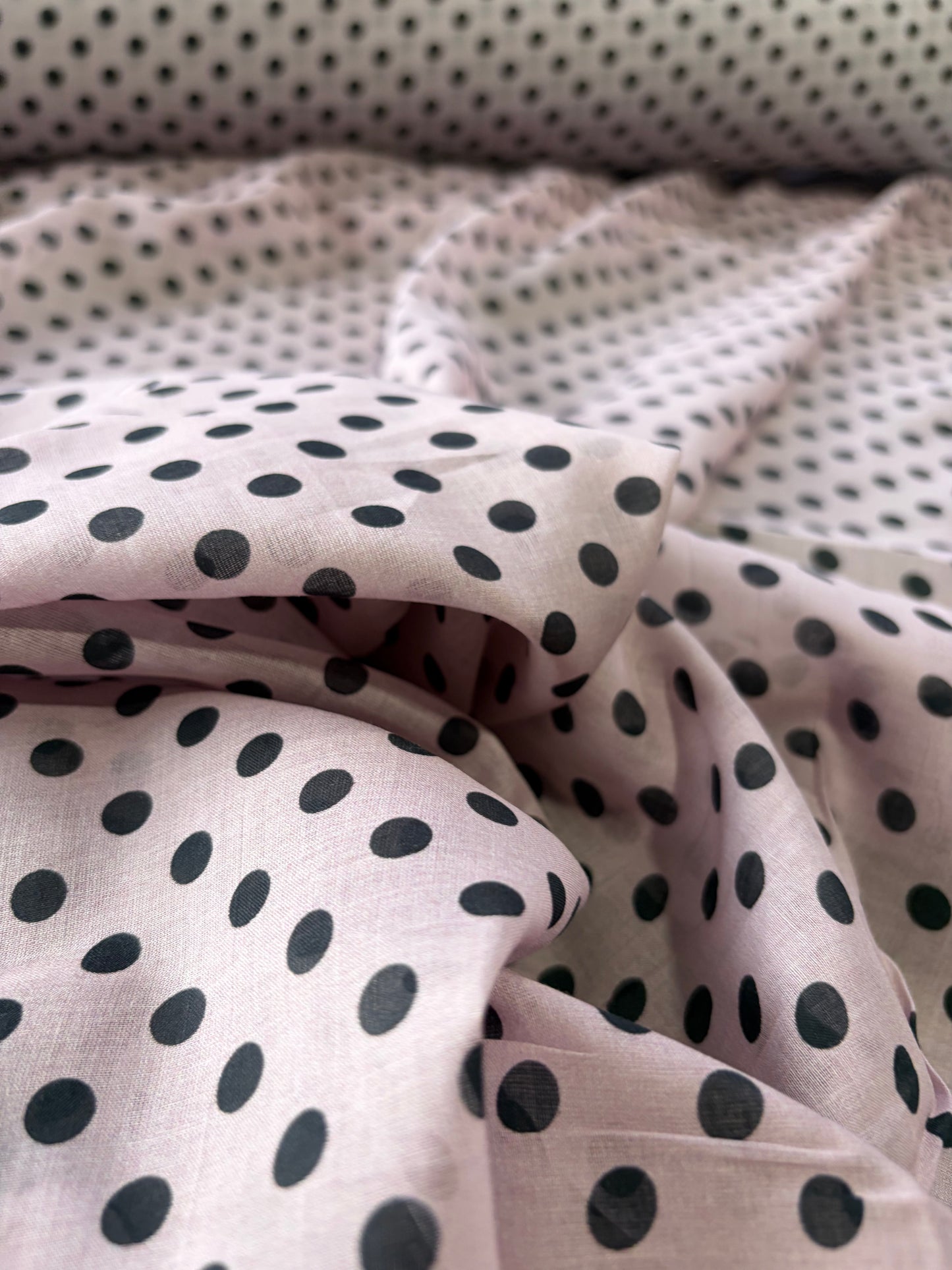 APU 017 dusty pink polka dots cotton voile