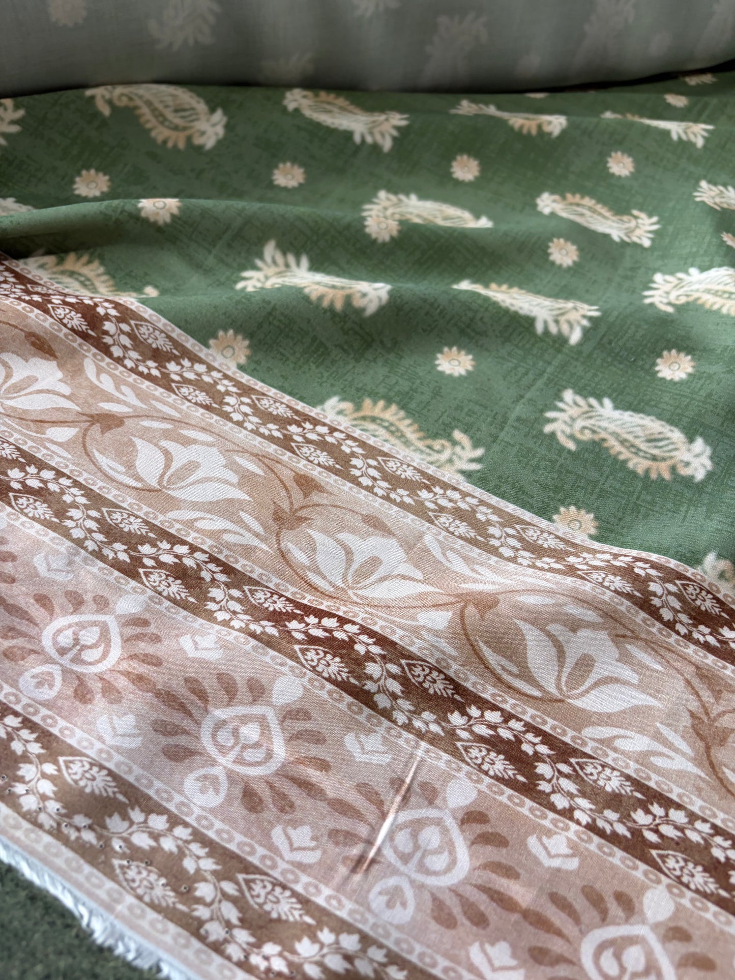 APU 018 double border paisley cotton voile