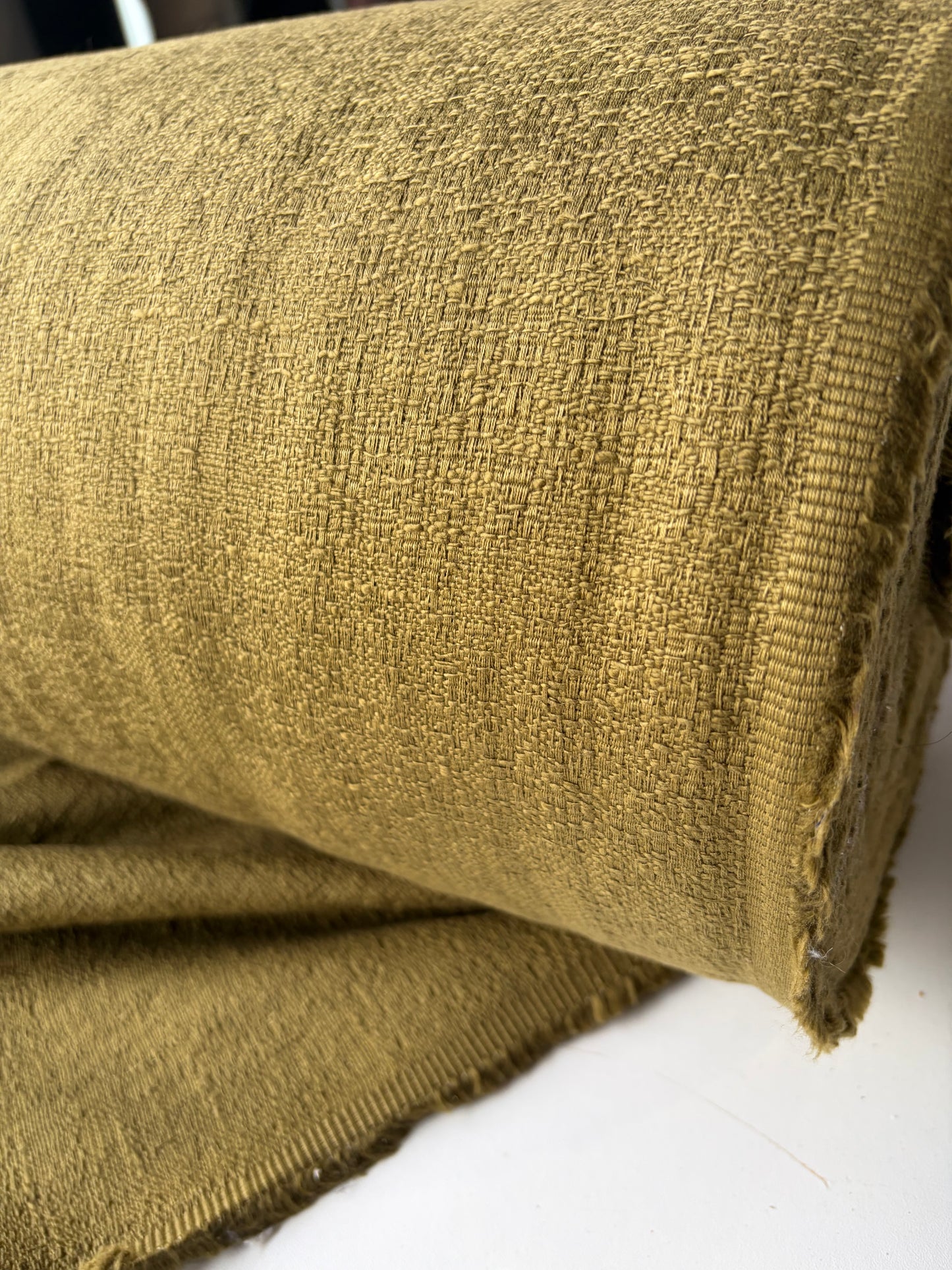 AMBRE 008 brocart khaky tone on tone design