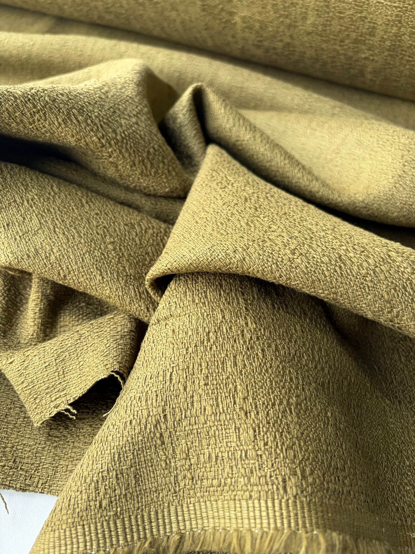 AMBRE 008 brocart khaky tone on tone design