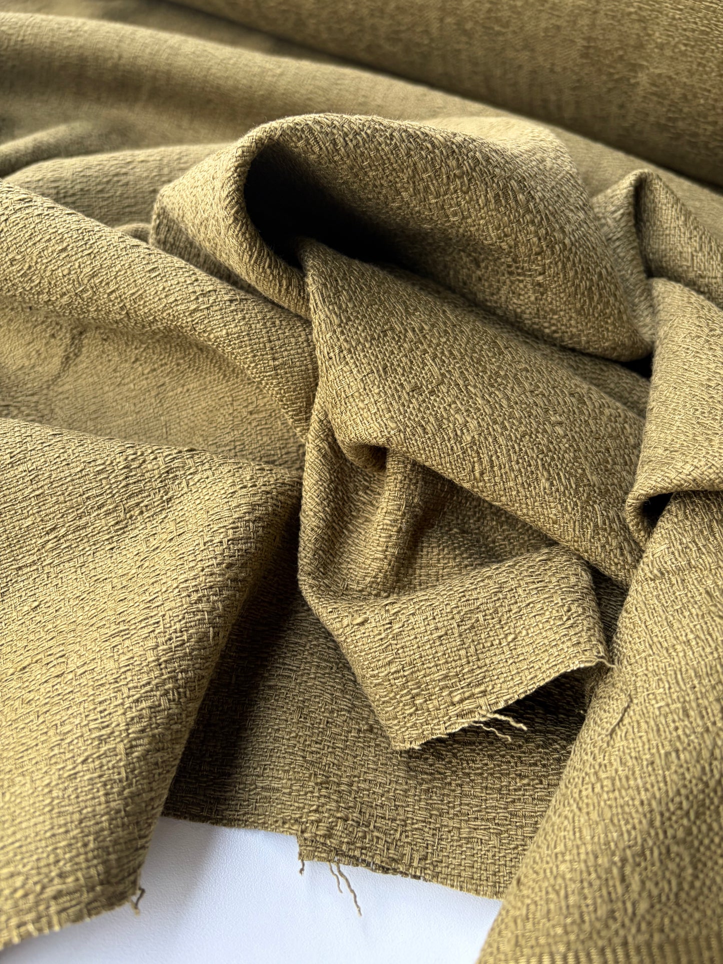 AMBRE 008 brocart khaky tone on tone design