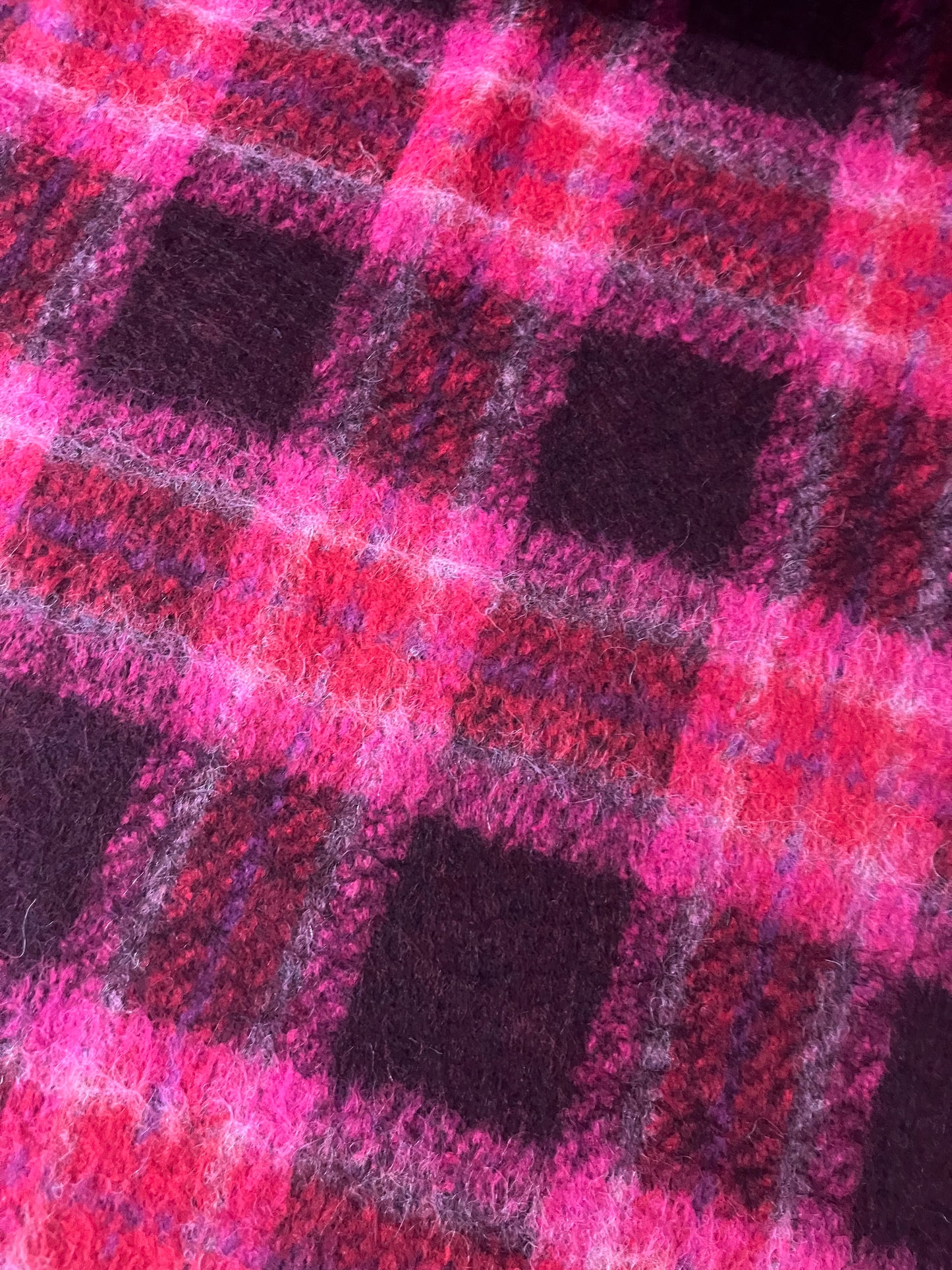 CLEO 015 heavy wool check red/pink