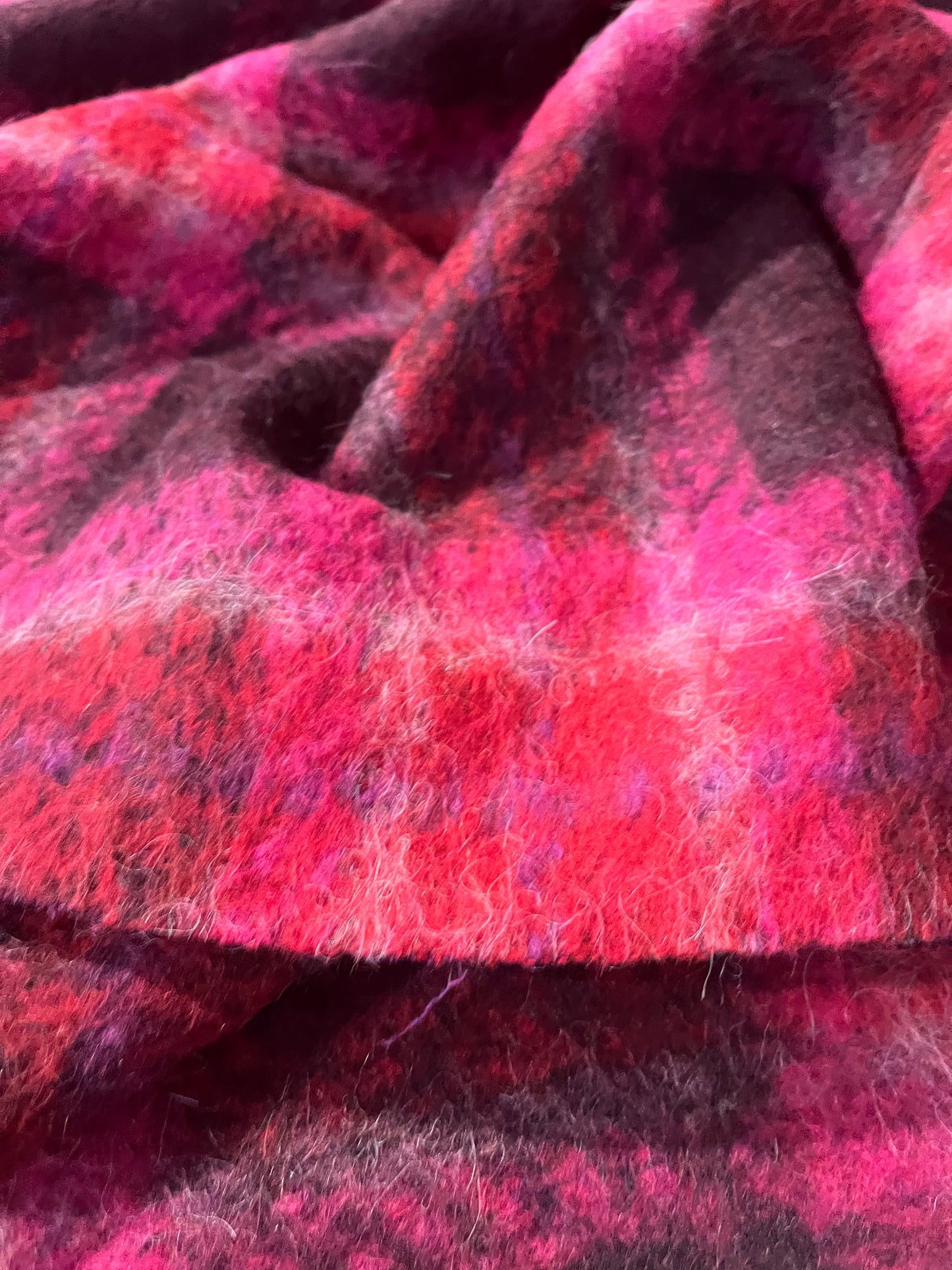 CLEO 015 heavy wool check red/pink