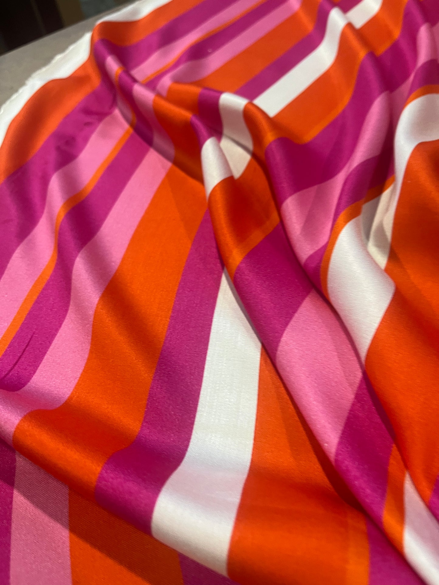 D01 Mattia 1025 viscose stripes fuchsia/pink/orange