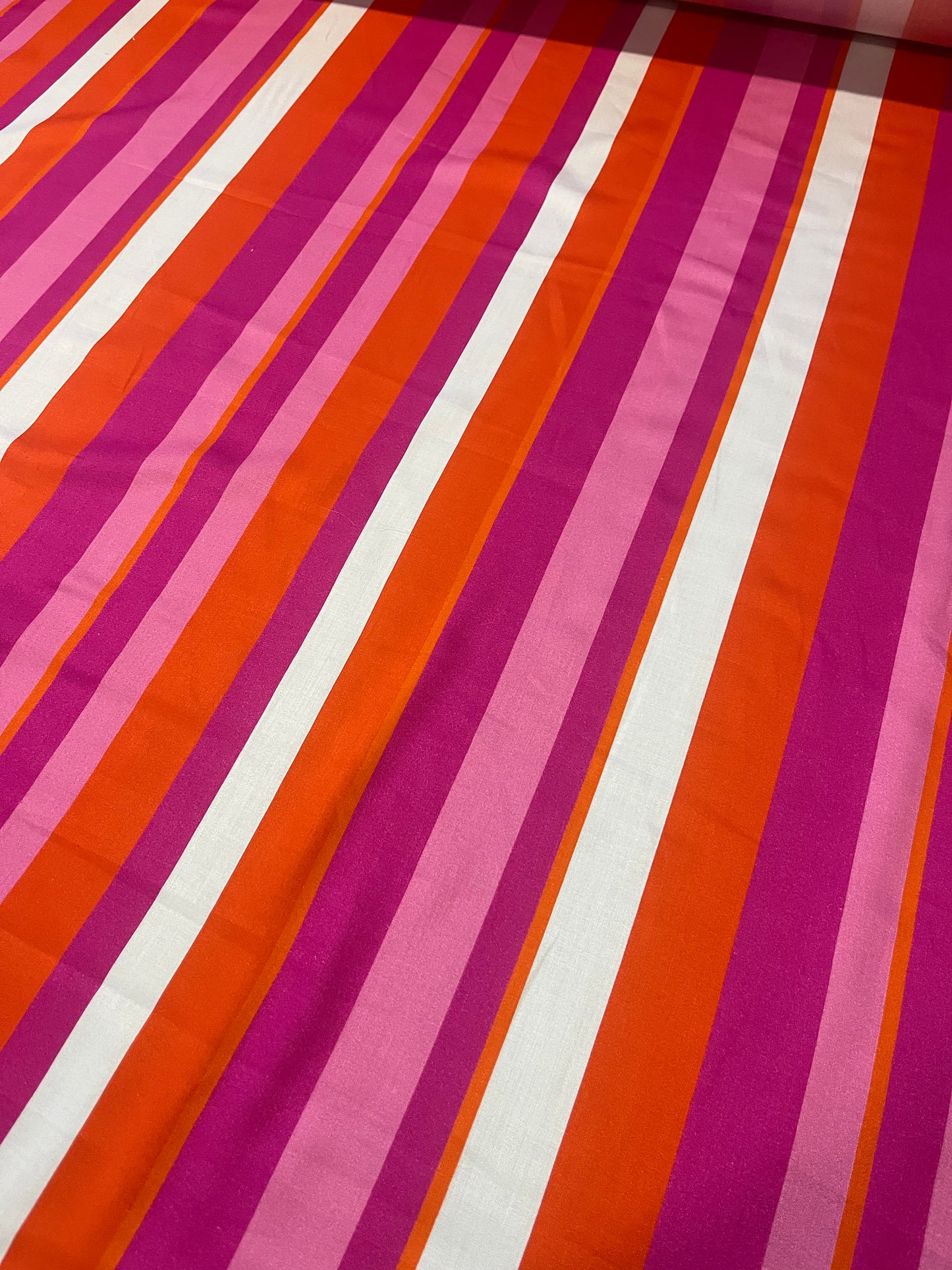 D01 Mattia 1025 viscose stripes fuchsia/pink/orange