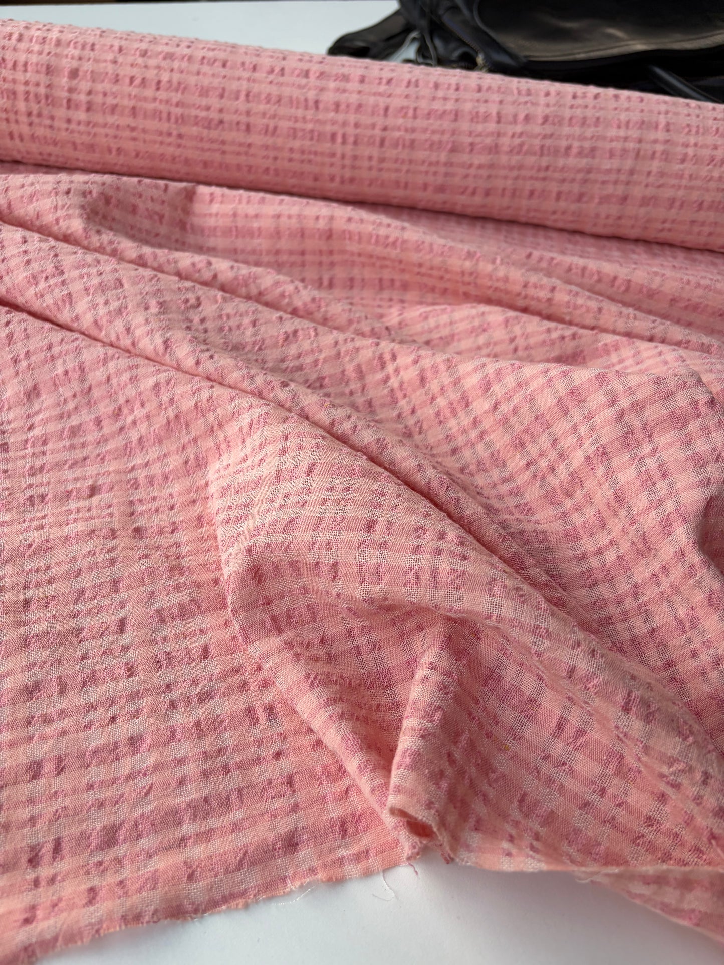 LC AMBRE 020 cotton seersucker check old pink