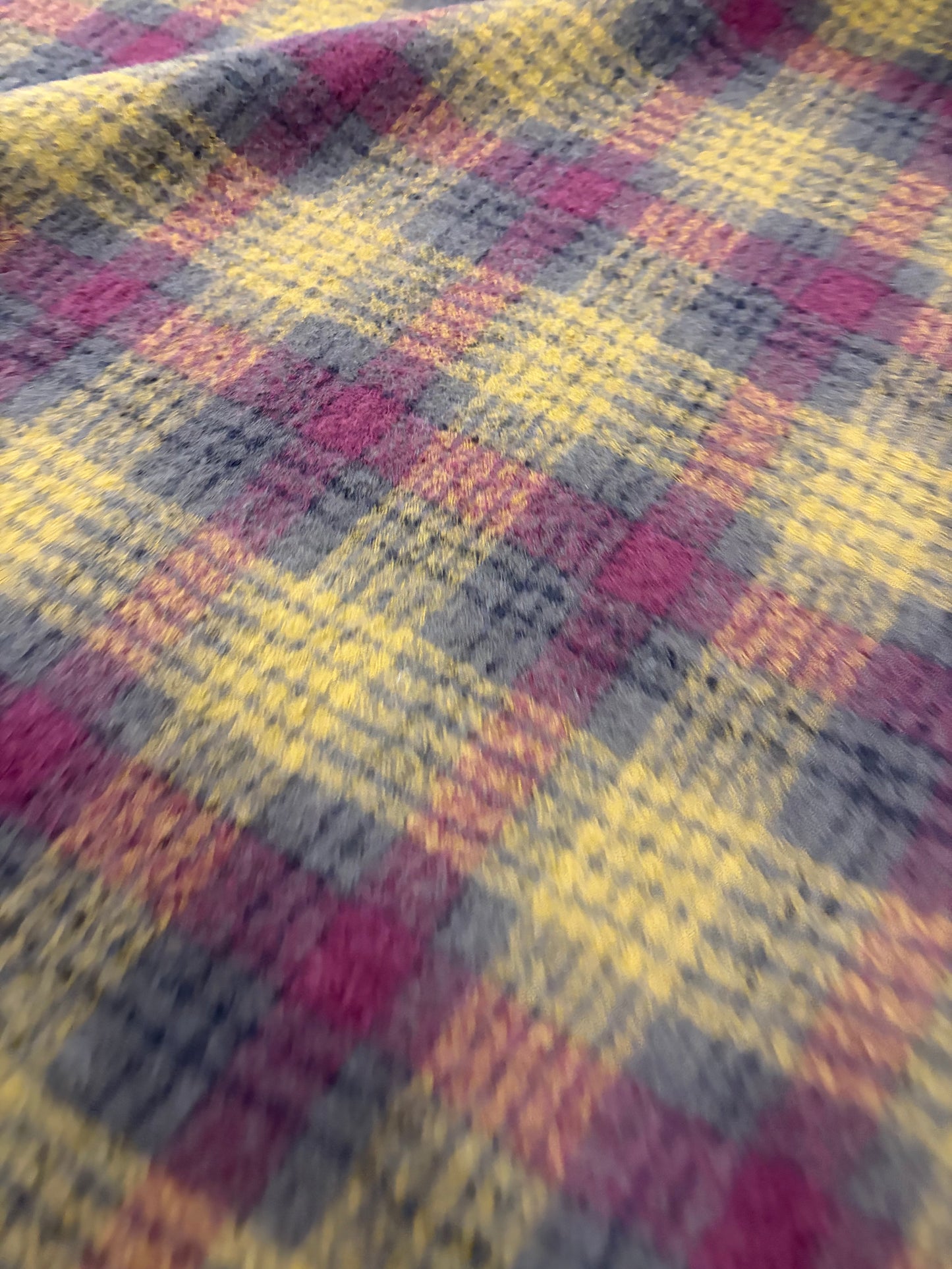 PIPO 001 checkered  boiled wool