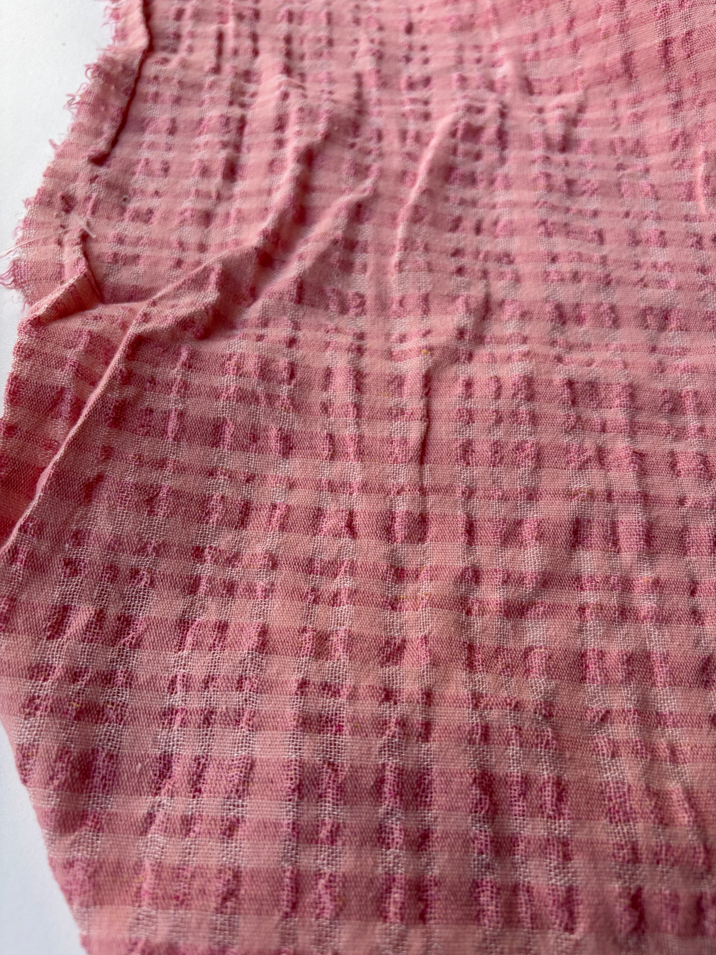 LC AMBRE 020 cotton seersucker check old pink