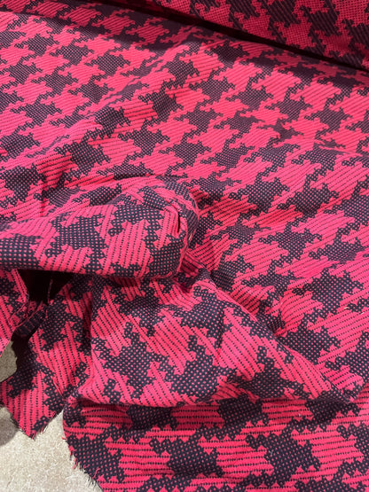 PC LUCILLE 011 heavy cotton jacquard red/black dogtooth