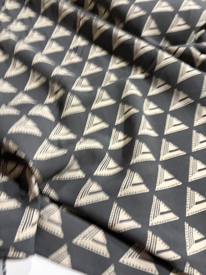 PC KRUSTY 004 grey/sand geometrical  viscose