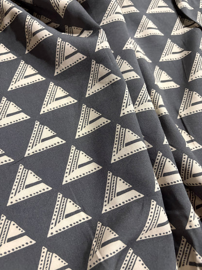 PC KRUSTY 004 grey/sand geometrical  viscose