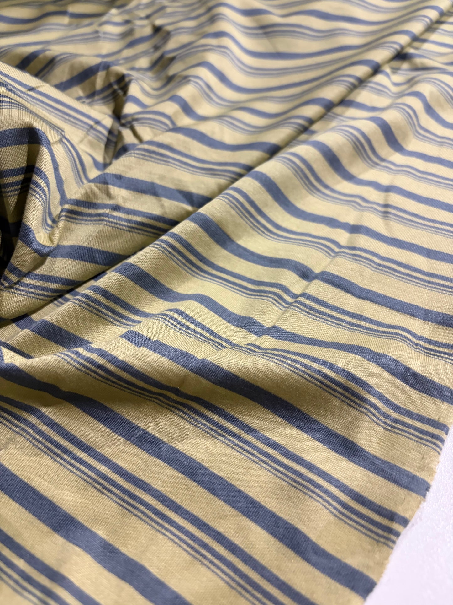 KRUSTY 006 sand/grey shiny viscose jersey stripes