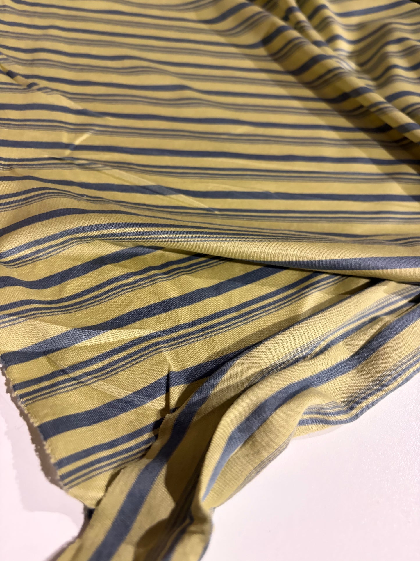 KRUSTY 006 sand/grey shiny viscose jersey stripes