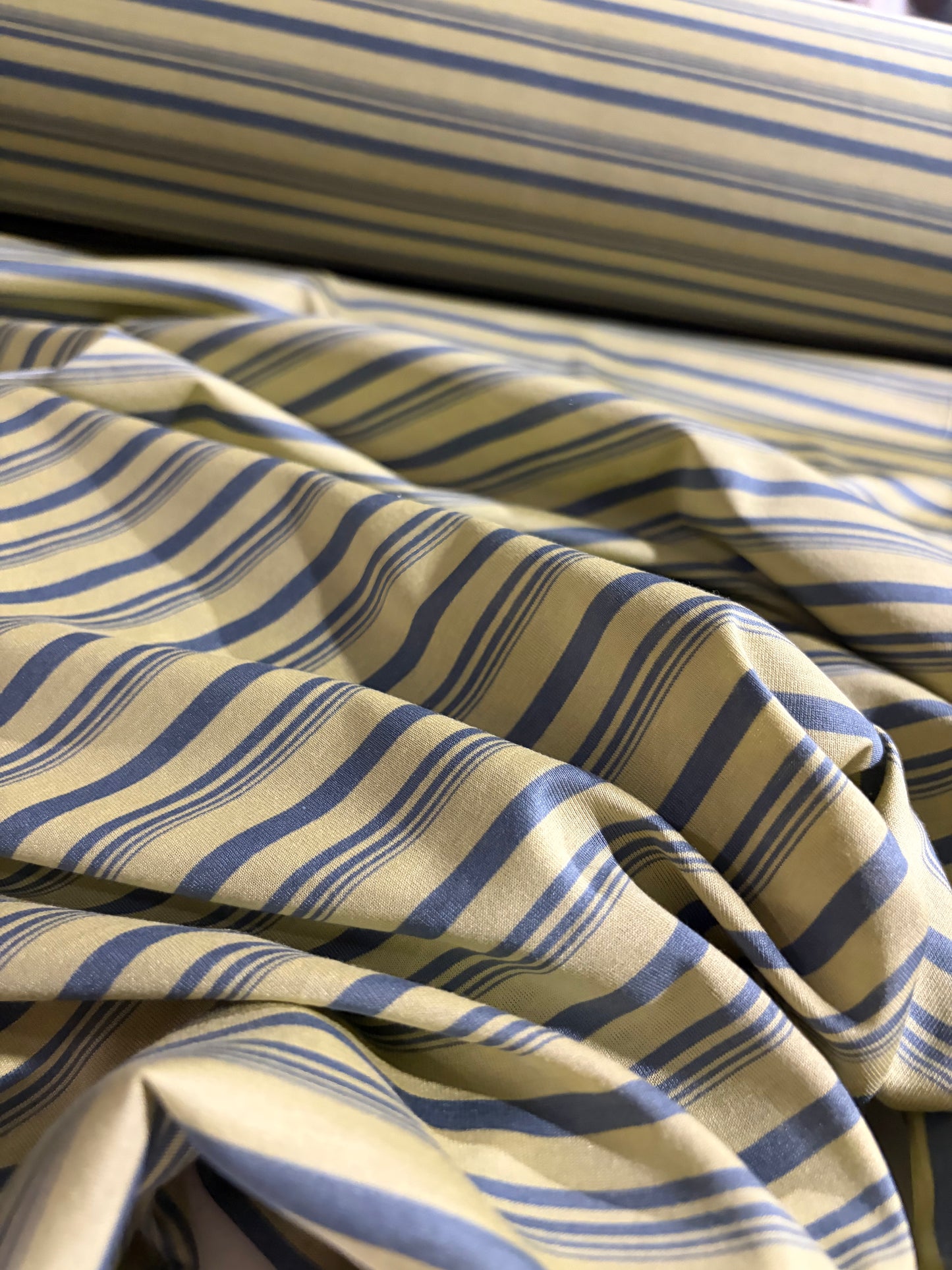 KRUSTY 006 sand/grey shiny viscose jersey stripes