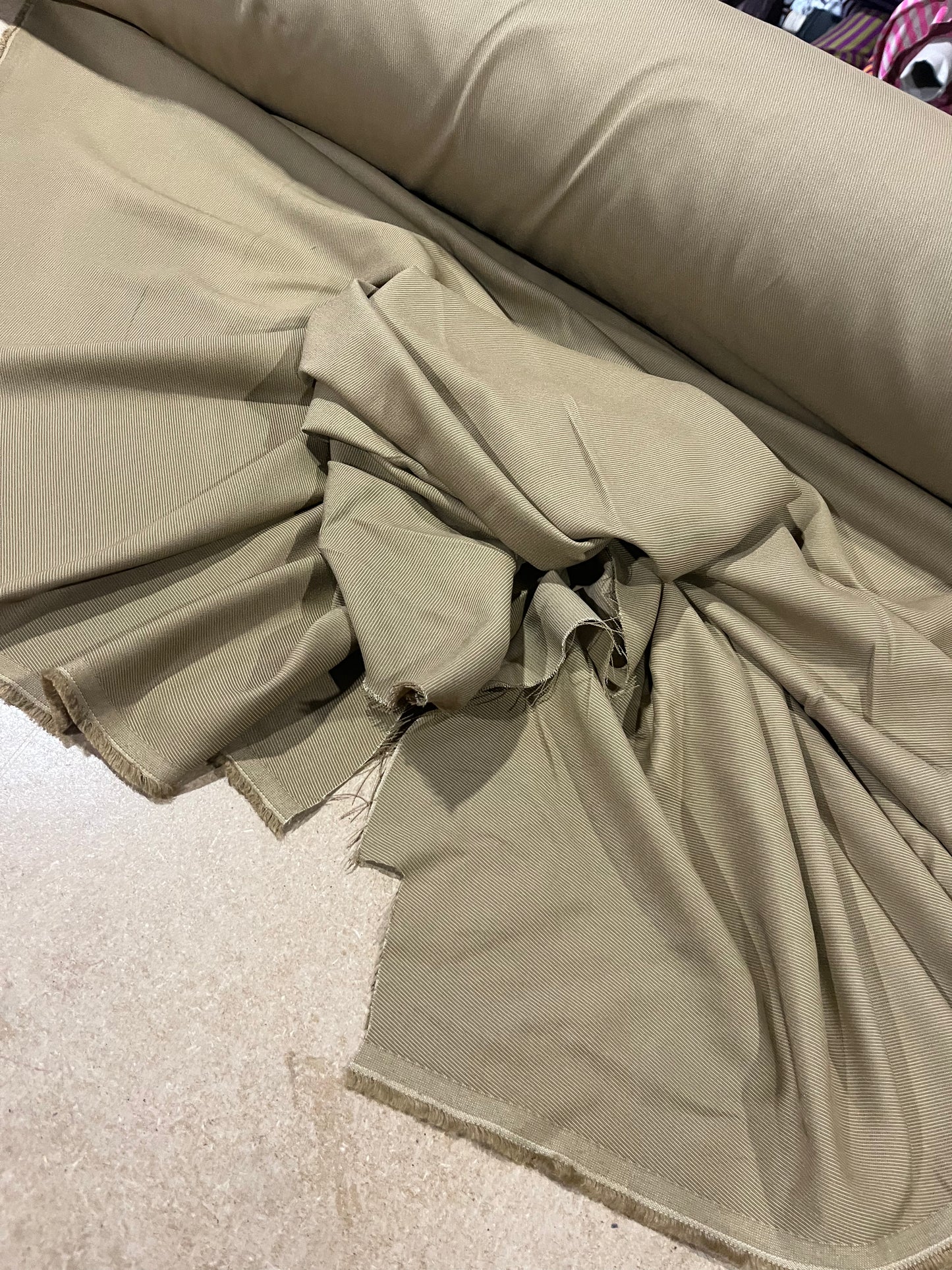 LUCILLE 017 tricotine stretch warm camel colour