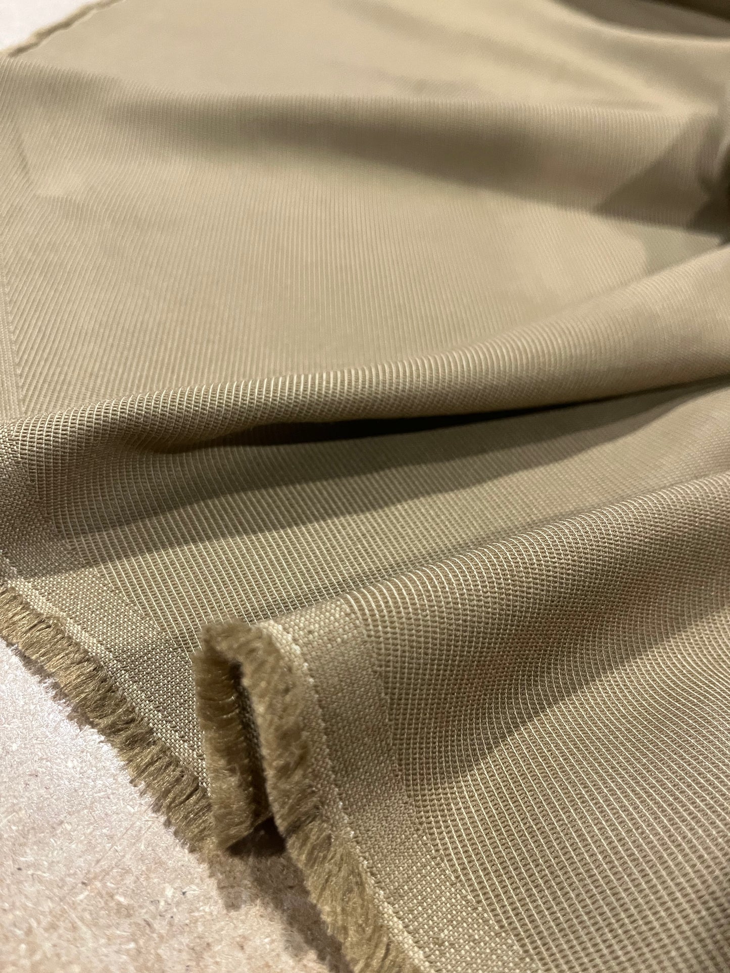 LUCILLE 017 tricotine stretch warm camel colour