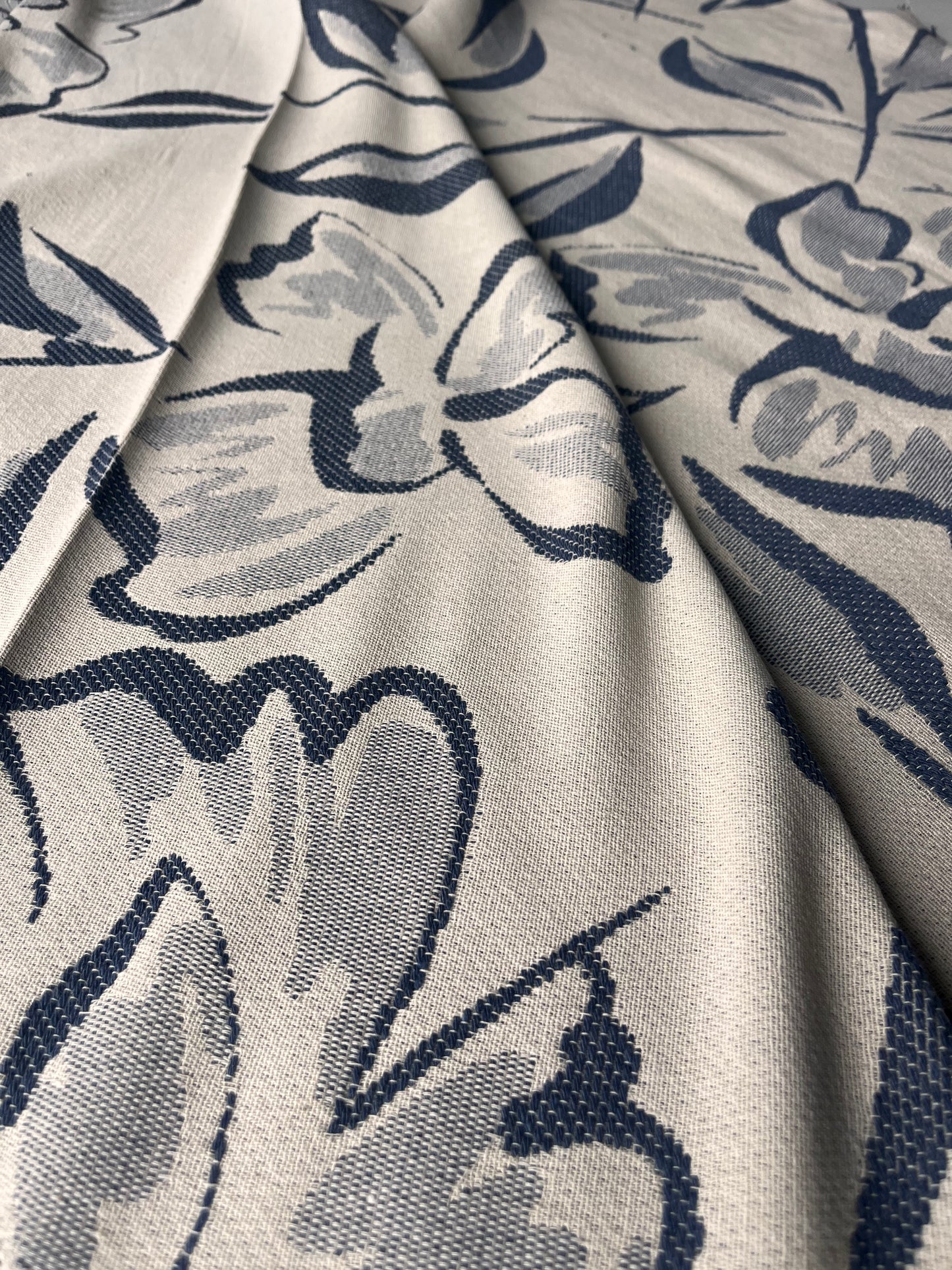 CELIA 030 cot jacquard big flowers blue/ecru