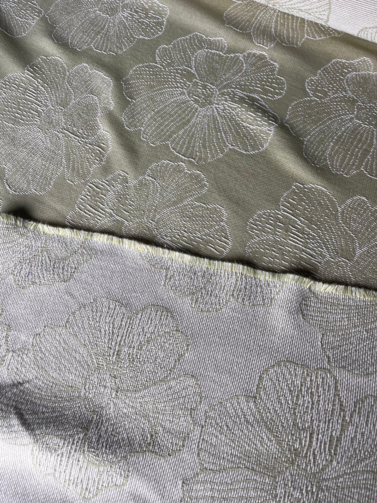 CELIA 029 cot jacquard big flowers sage/ecru